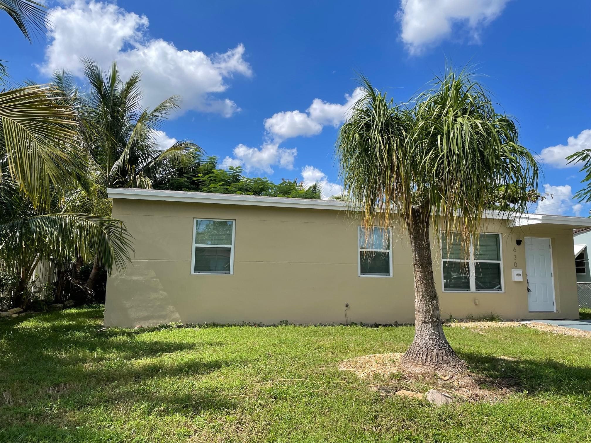 630 N 69th Avenue, Hollywood, FL 33024 — photo 2 of 32