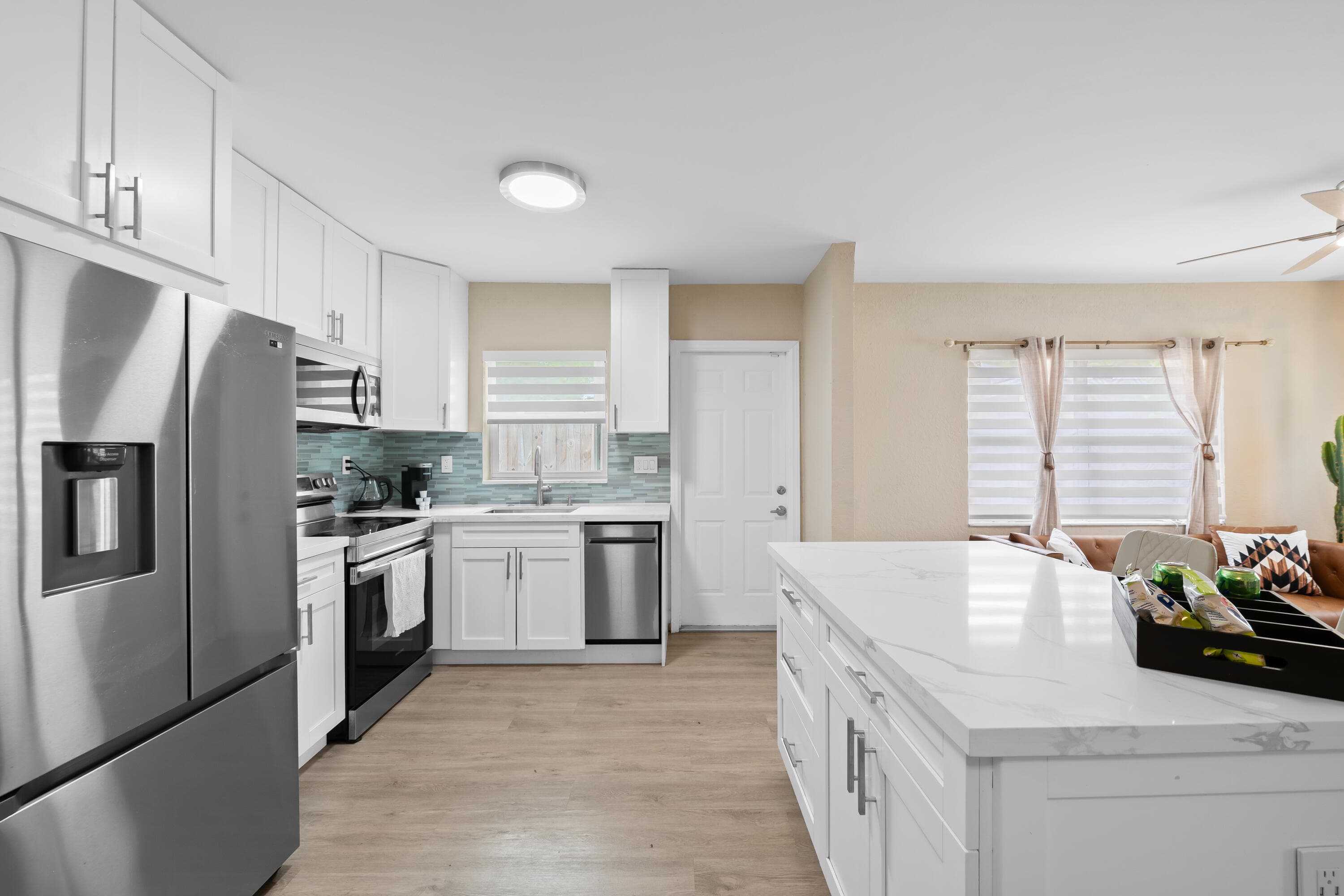 1534 NW 3rd Avenue, Fort Lauderdale, FL 33311 — photo 3 of 19