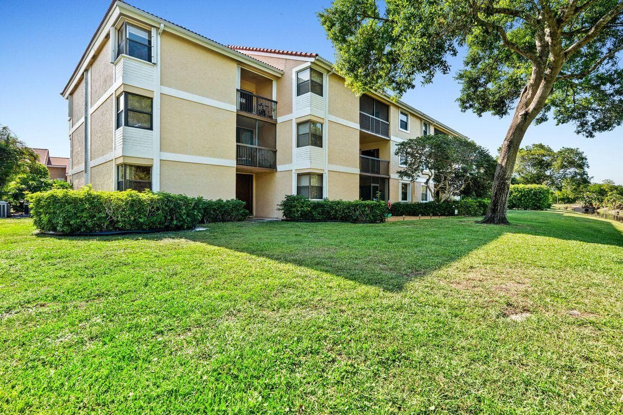 5701 Riverside Drive 106b6, Coral Springs, FL 33067 — photo 23 of 31