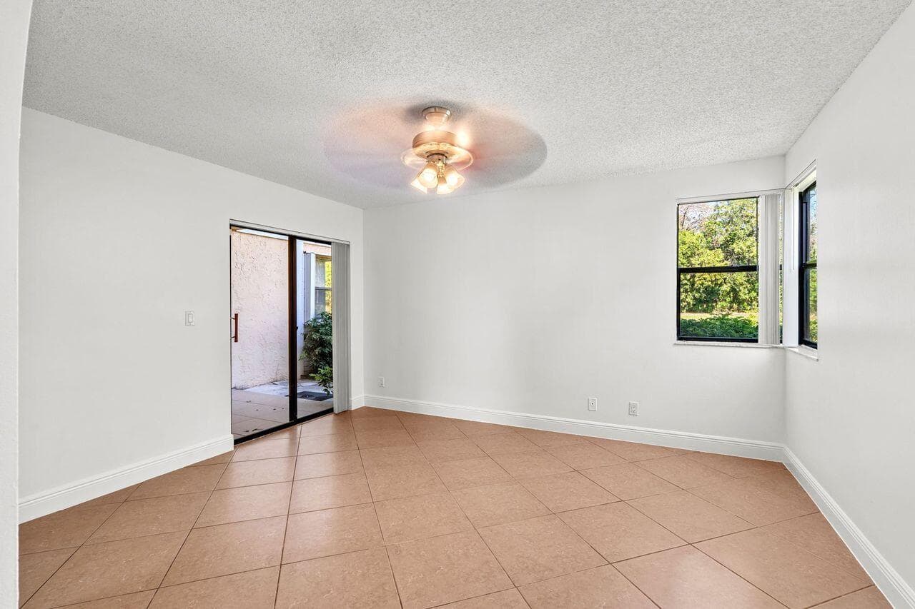 5701 Riverside Drive 106b6, Coral Springs, FL 33067 — photo 17 of 31