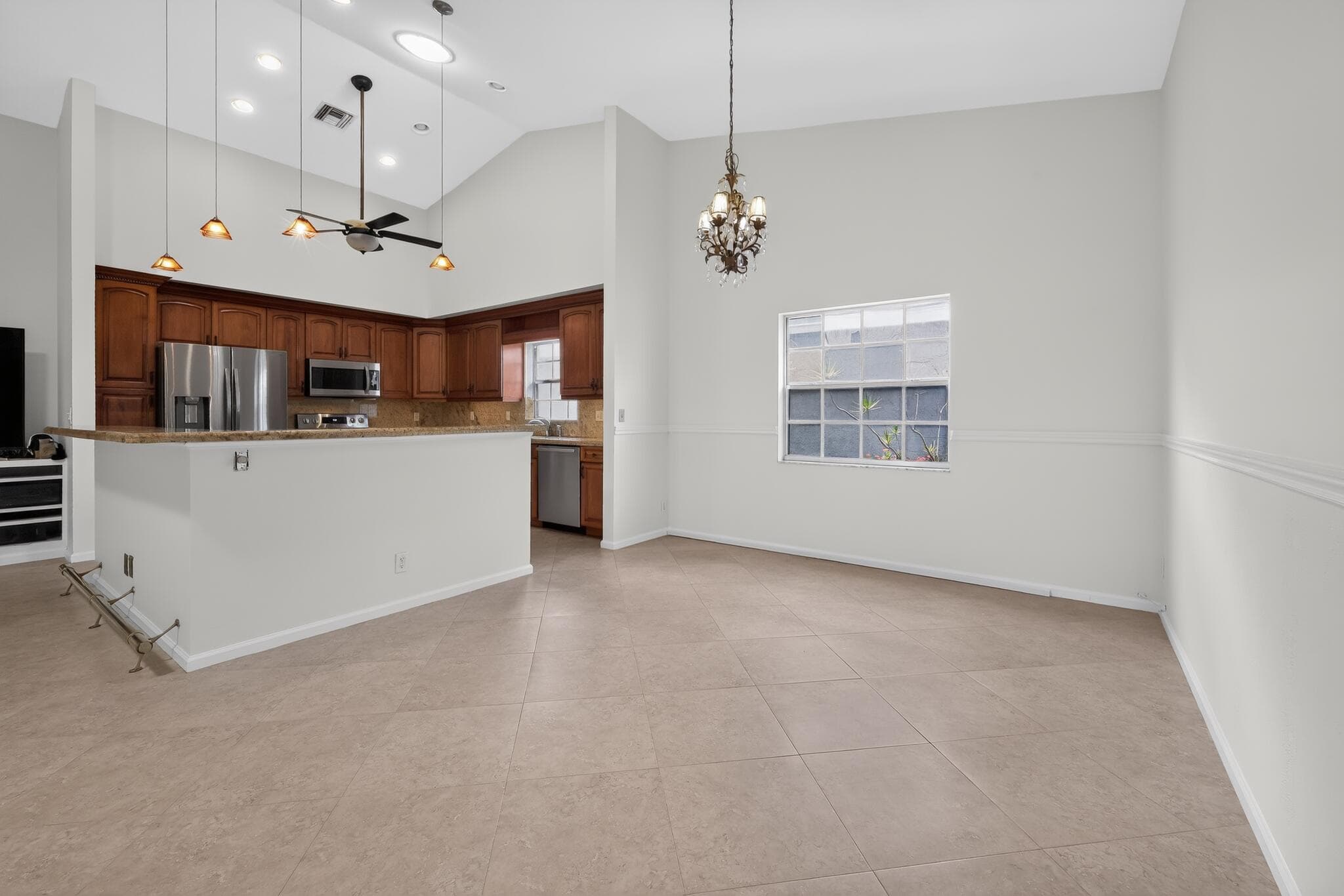 3882 Dafilee Circle, West Palm Beach, FL 33417 — photo 15 of 40