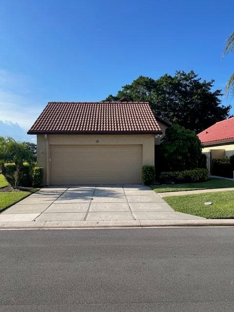18 Ironwood Way N, Palm Beach Gardens, FL 33418 — photo 2 of 3