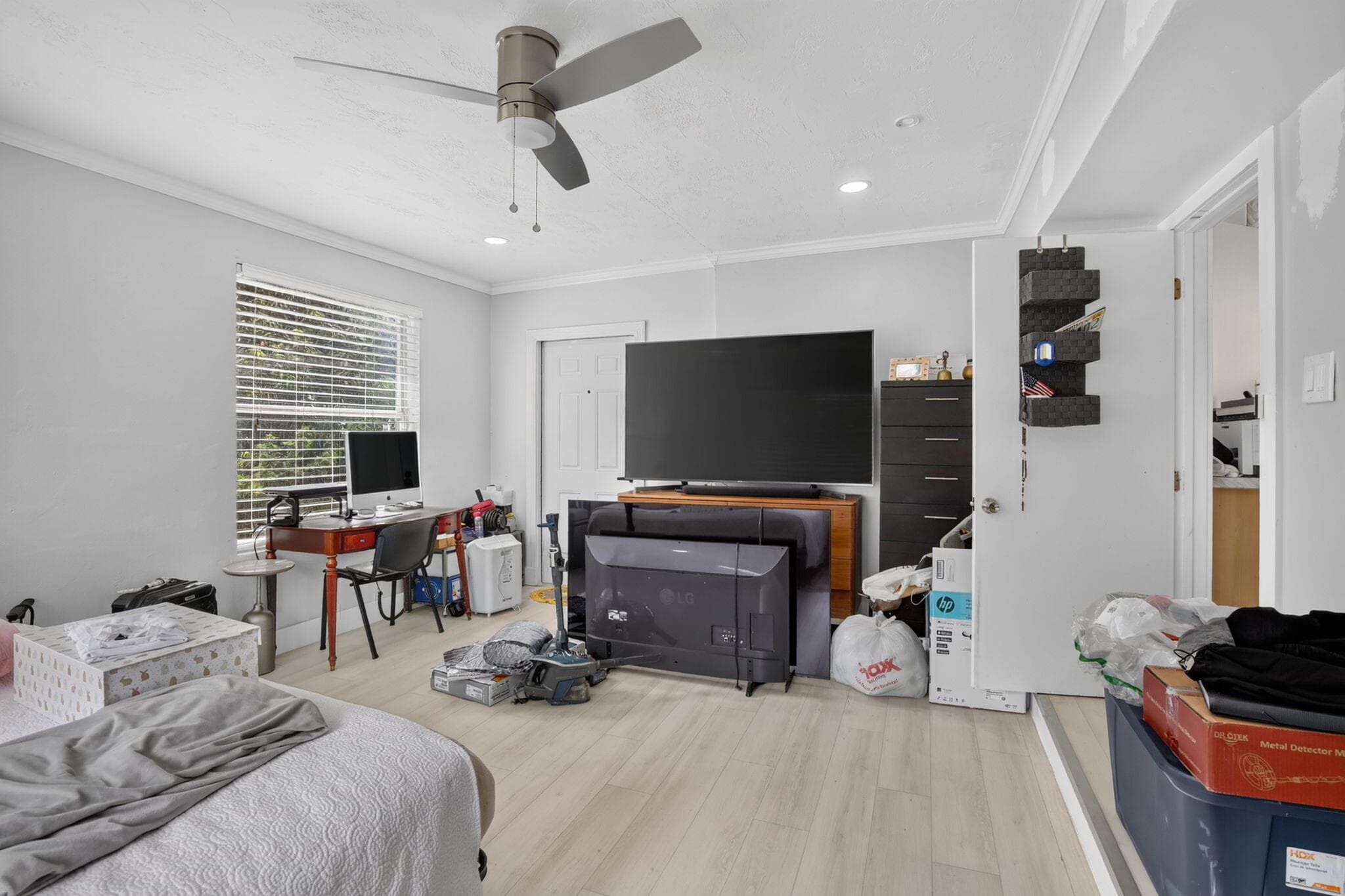 2465 Taylor Street, Hollywood, FL 33020 — photo 18 of 41