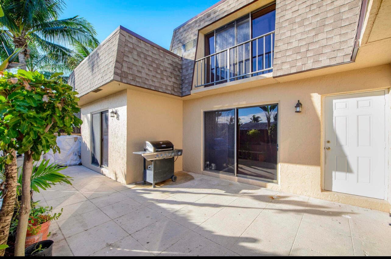 4101 N Waterview Circle 41-a, Palm Springs, FL 33461 — photo 4 of 20