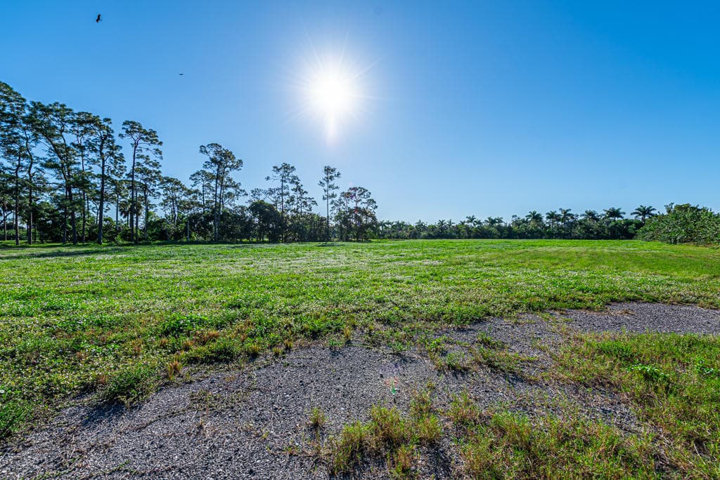 12900 Okeechobee Boulevard, Loxahatchee Groves, FL 33470 — photo 6 of 18