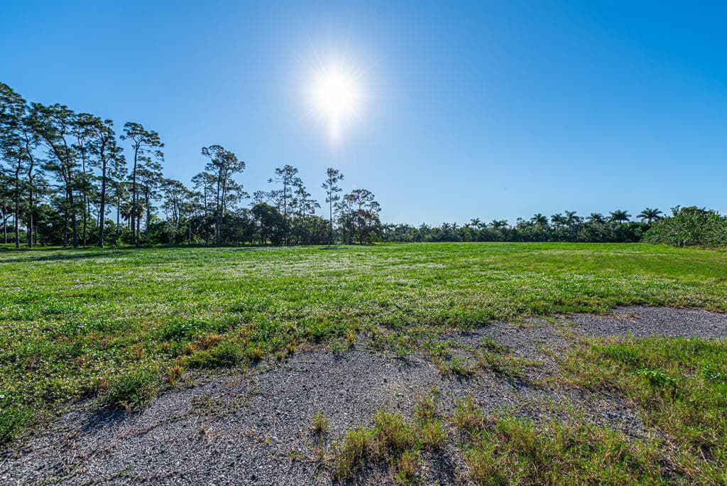12900 Okeechobee Boulevard, Loxahatchee Groves, FL 33470 — photo 9 of 18