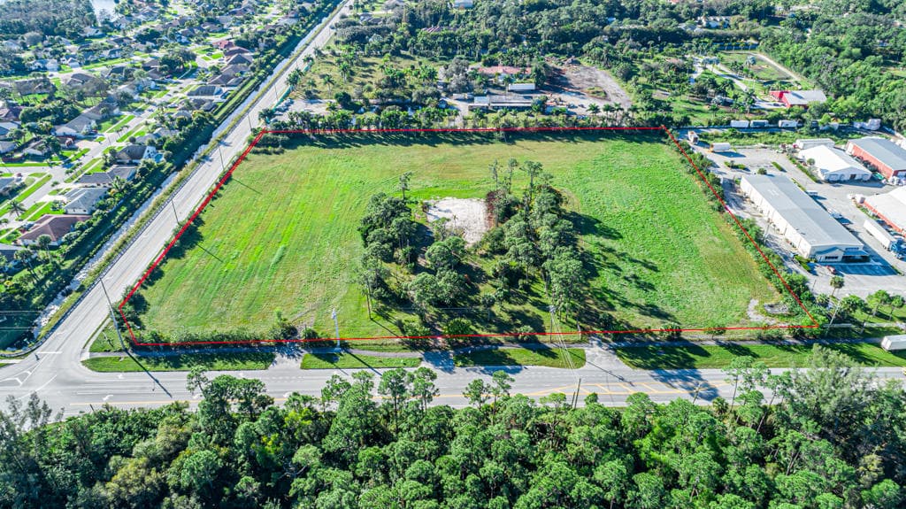 12900 Okeechobee Boulevard, Loxahatchee Groves, FL 33470 — photo 14 of 18