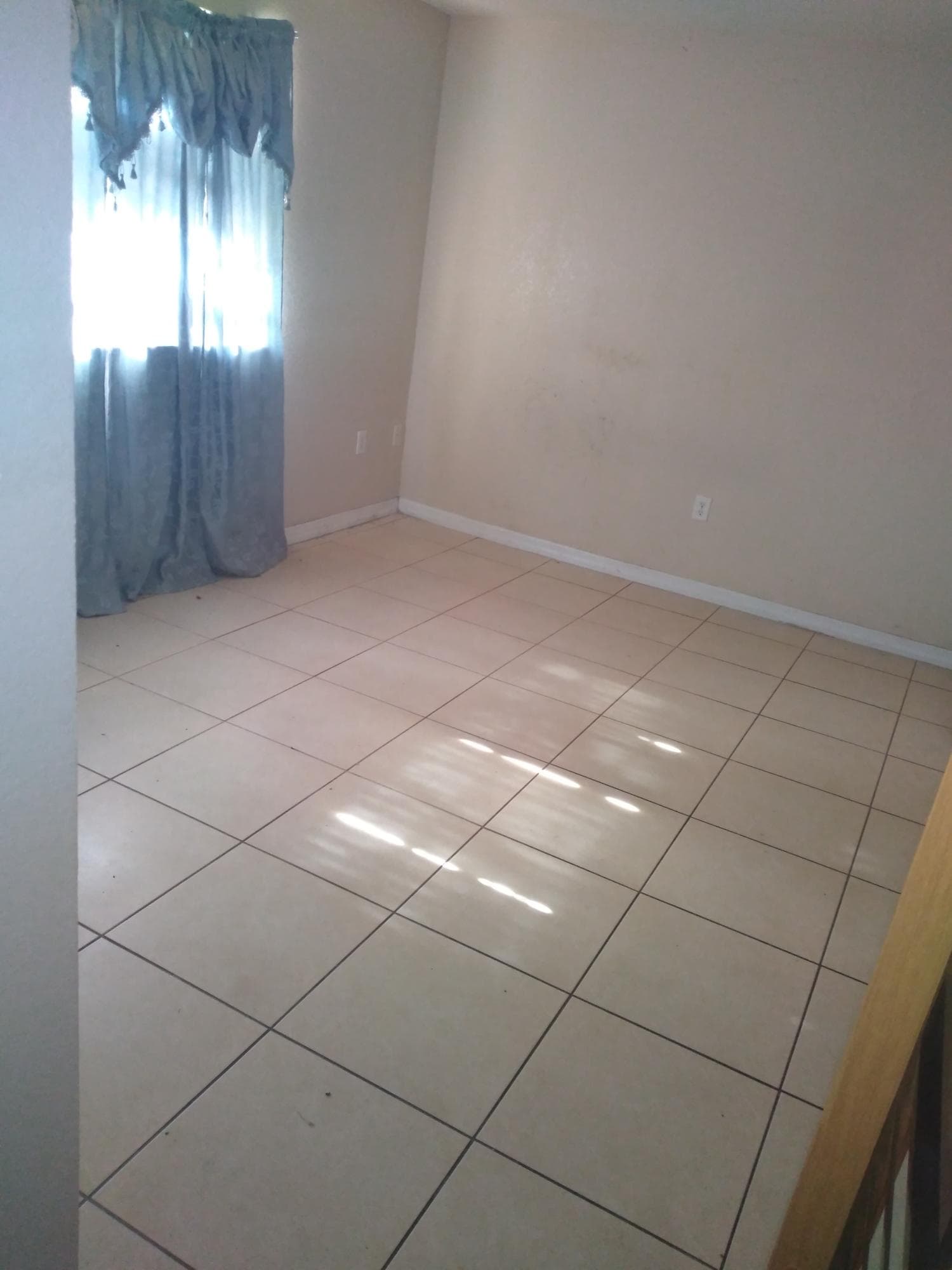 1431 NW 55th Terrace, Miami, FL 33142 — photo 6 of 11