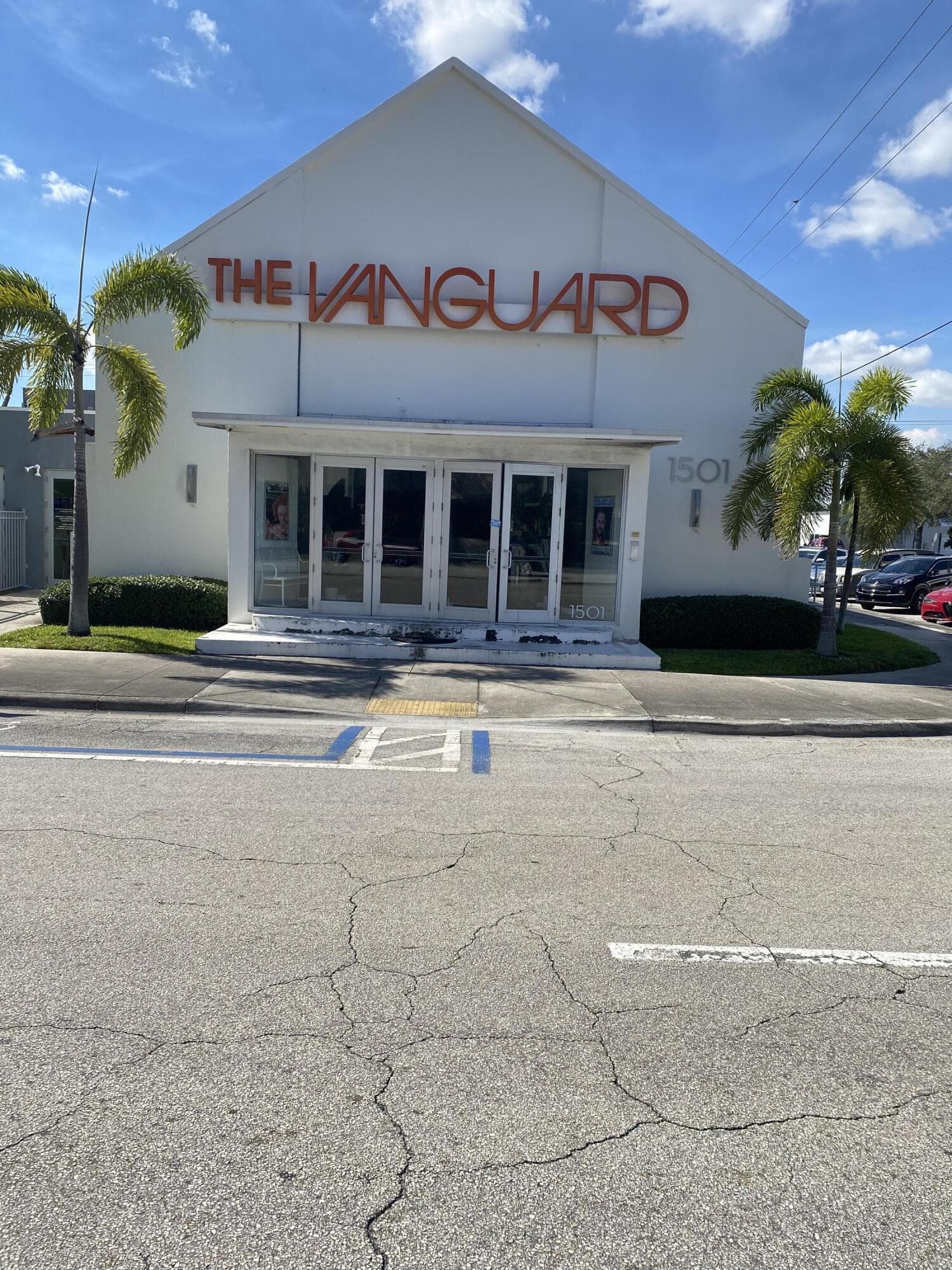 1501 S Andrews Avenue, Fort Lauderdale, FL 33316 — photo 1 of 4