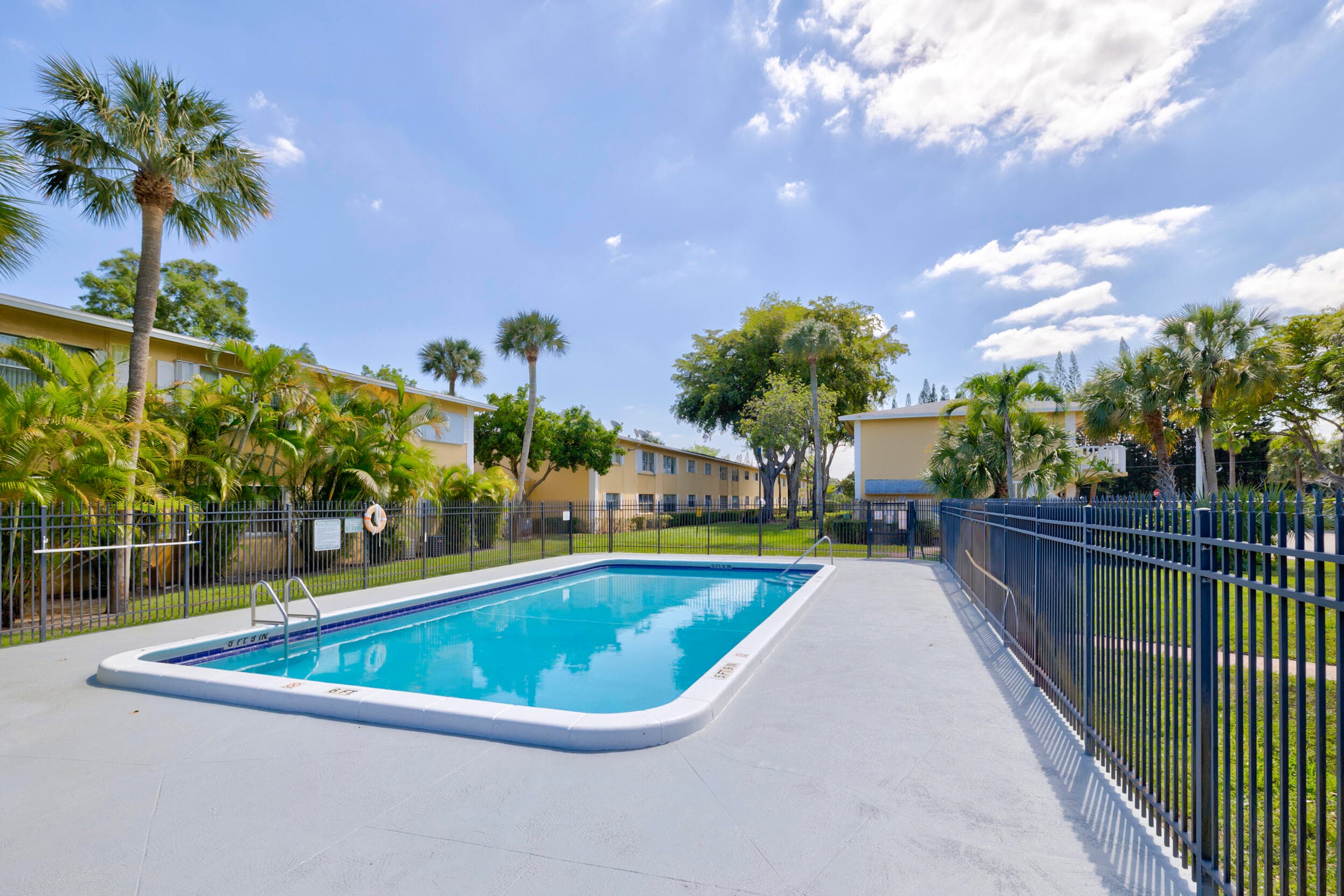 550 SE 2nd Avenue G27, Deerfield Beach, FL 33441 — photo 18 of 20