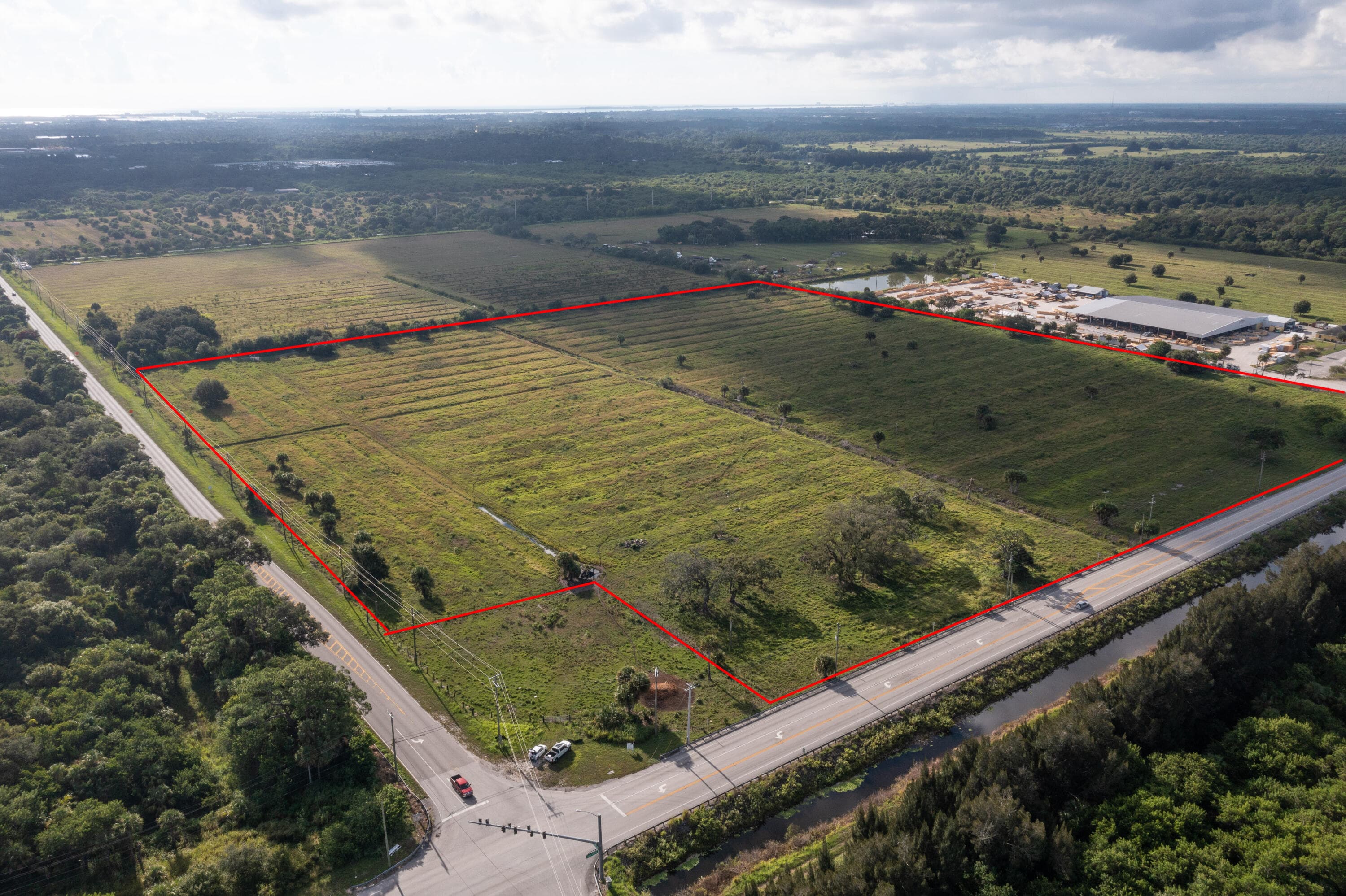 2600 Kings Highway, Fort Pierce, FL 34982 — photo 1 of 21