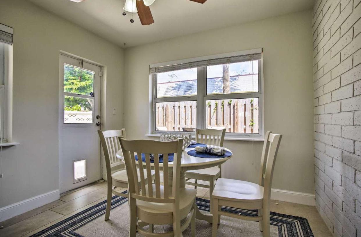 201 George Bush Boulevard S 201, Delray Beach, FL 33444 — photo 11 of 24