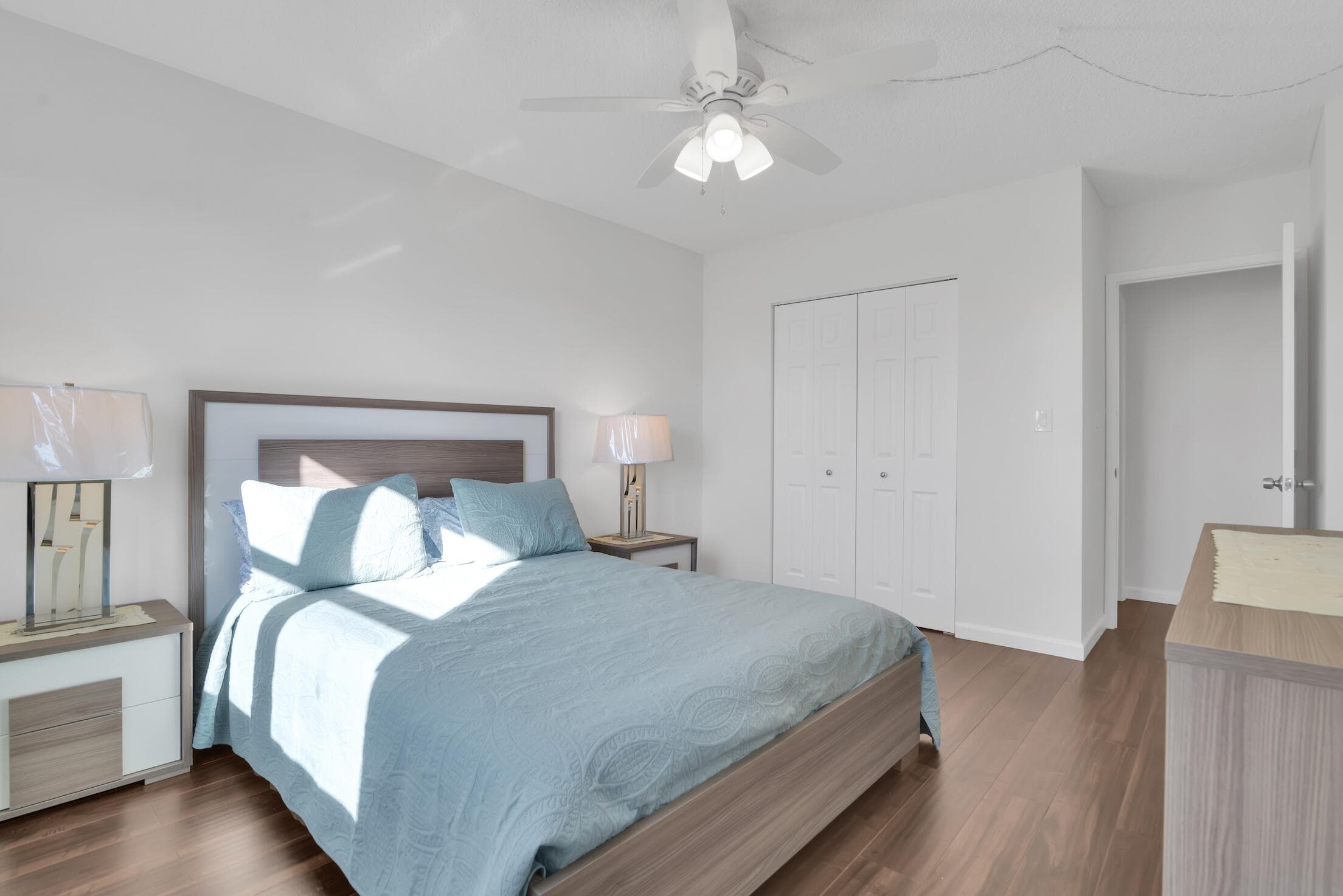 720 Orton Avenue 701, Fort Lauderdale, FL 33304 — photo 12 of 16