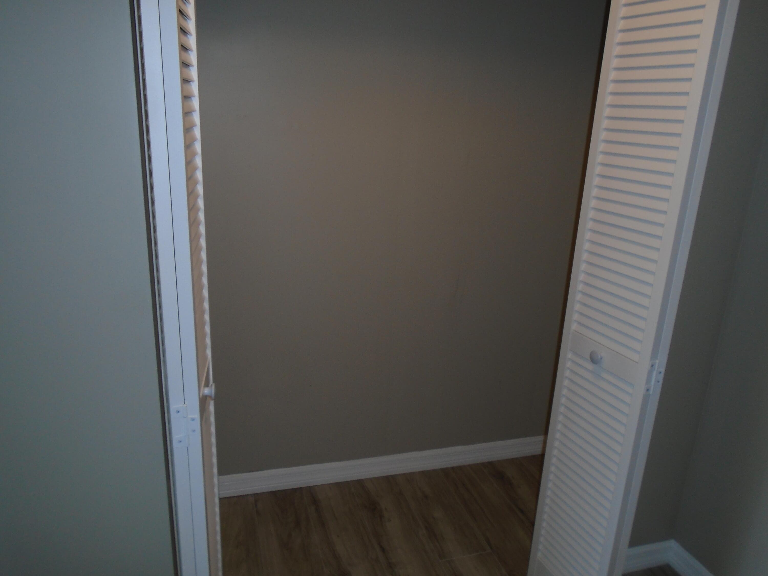 2405 3rd Av Avenue SE, Vero Beach, FL 32962 — photo 12 of 24