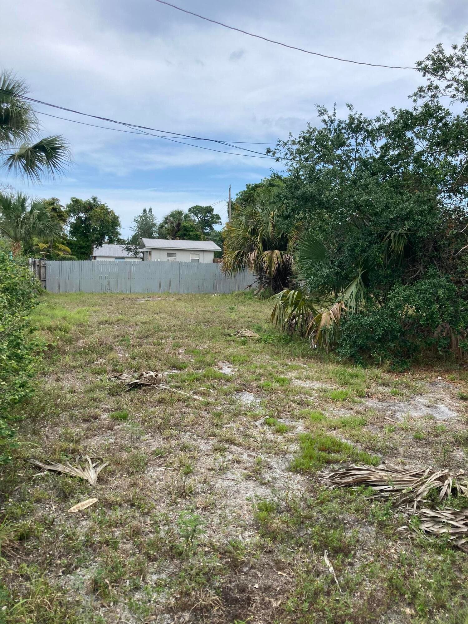 4669 SE May Avenue, Stuart, FL 34997 — photo 1 of 1