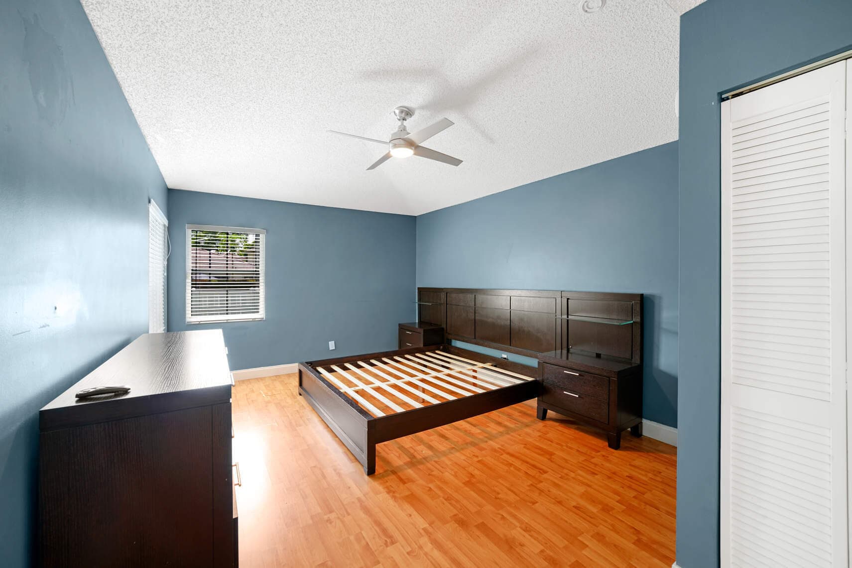 200 NW 75 Ter Terrace, Plantation, FL 33317 — photo 5 of 9