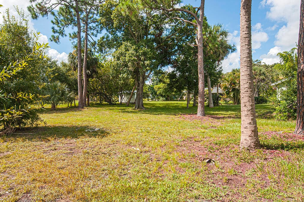 0 Unassigned (Beard Ave), Sebastian, FL 32958 — photo 4 of 13