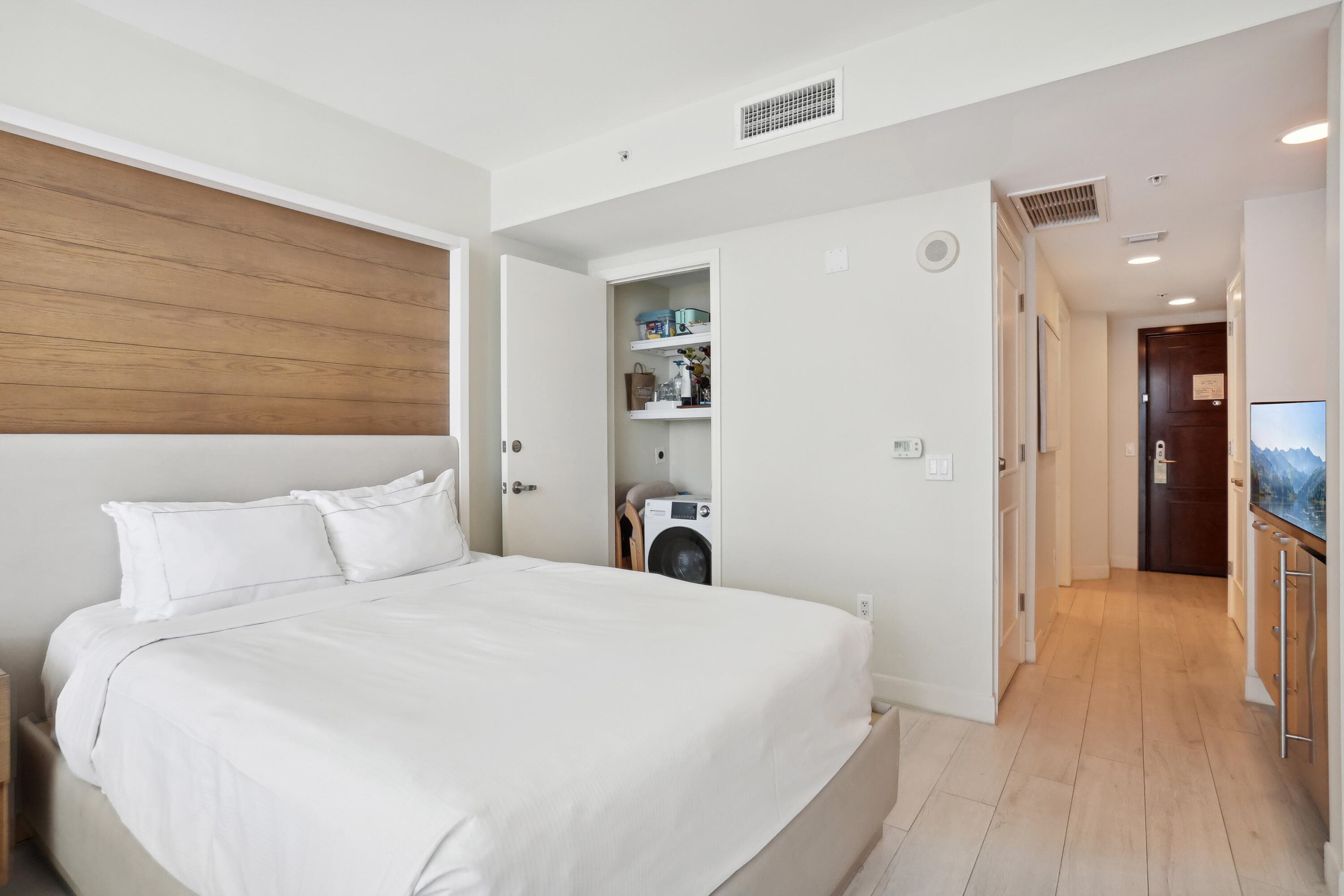 505 N Fort Lauderdale Beach Boulevard 1211, Fort Lauderdale, FL 33304 — photo 14 of 49