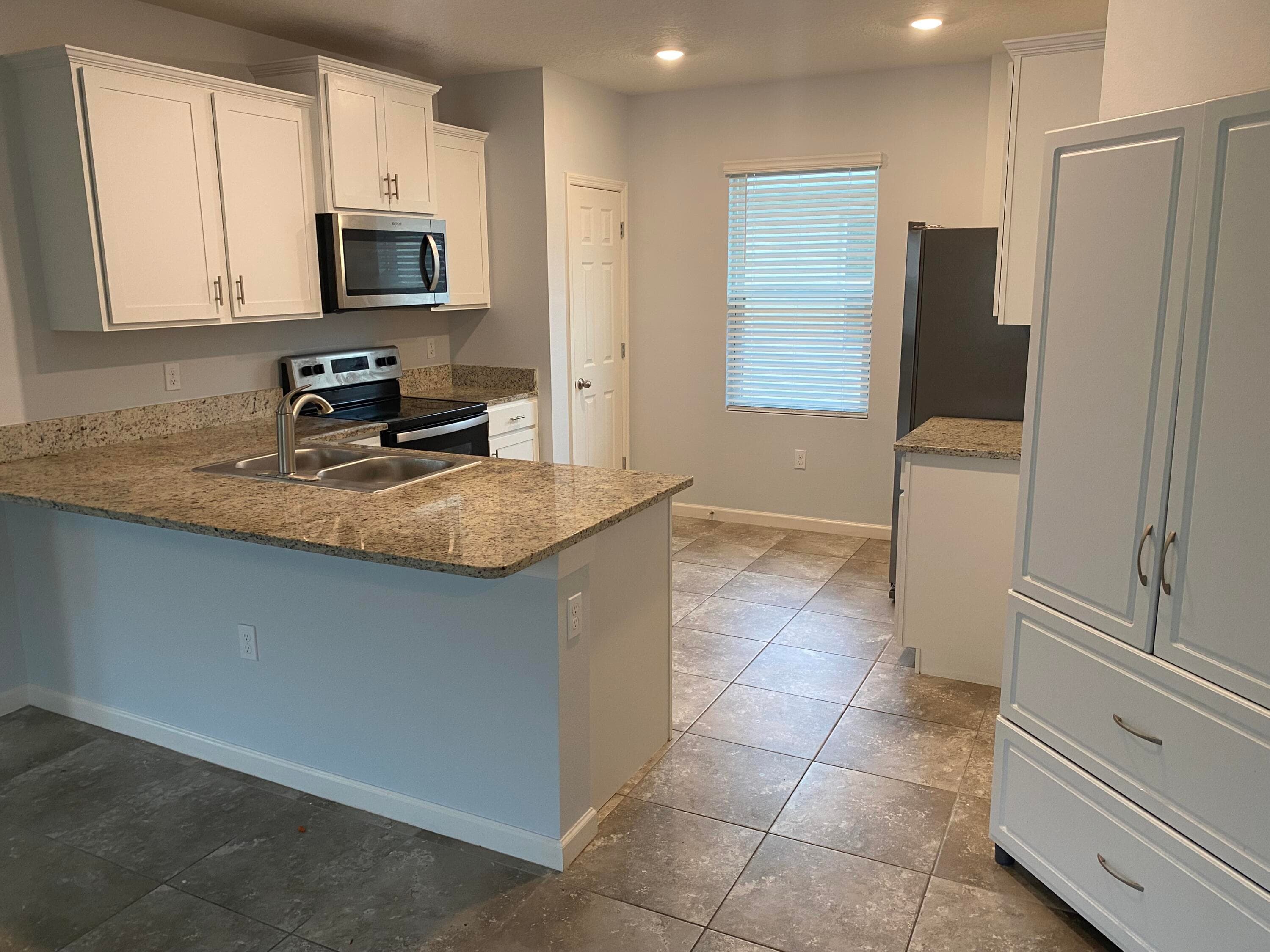 Single Family Residence in Port St. Lucie — photo 3 of 6