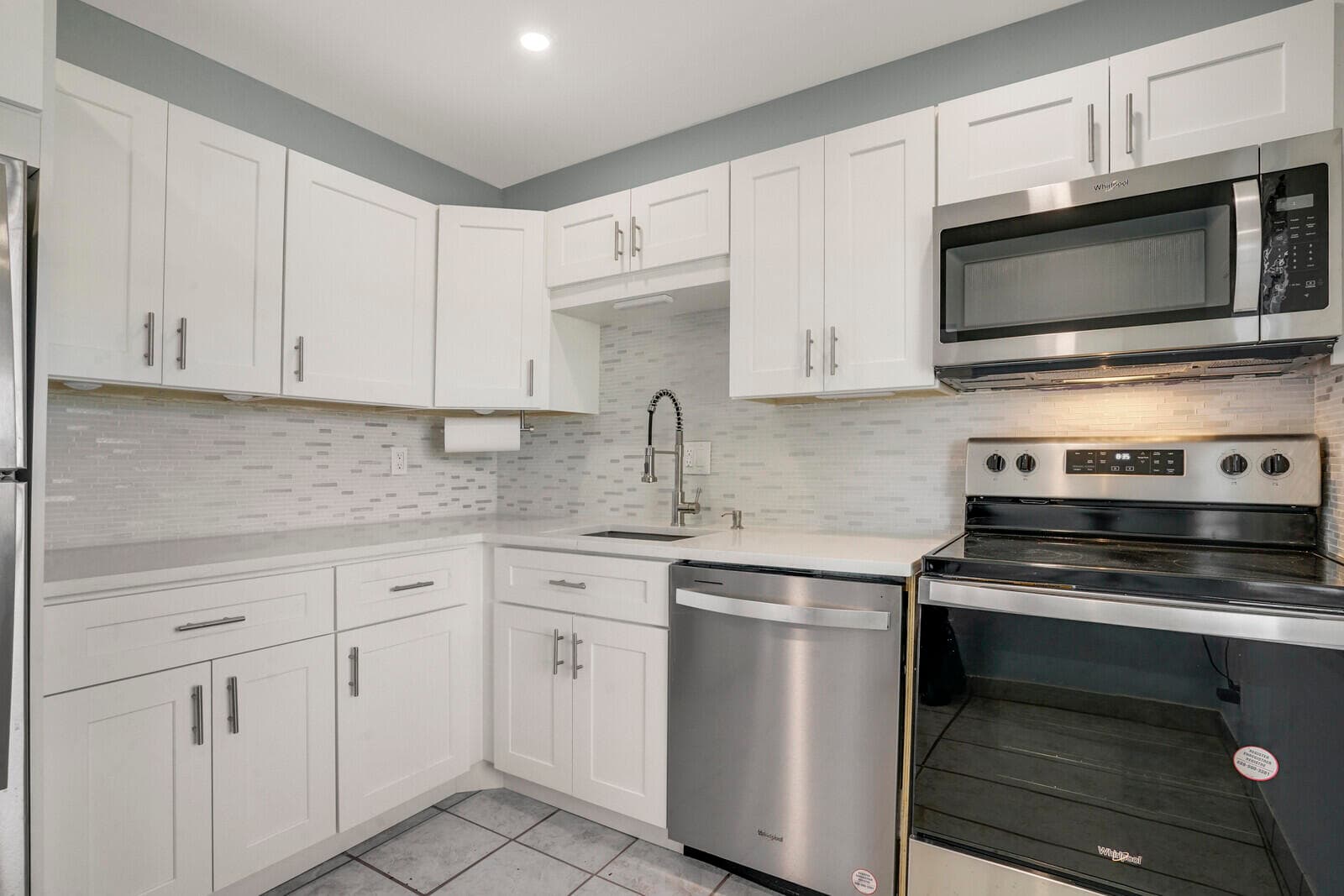 6 Abbey Lane 201, Delray Beach, FL 33446 — photo 12 of 23