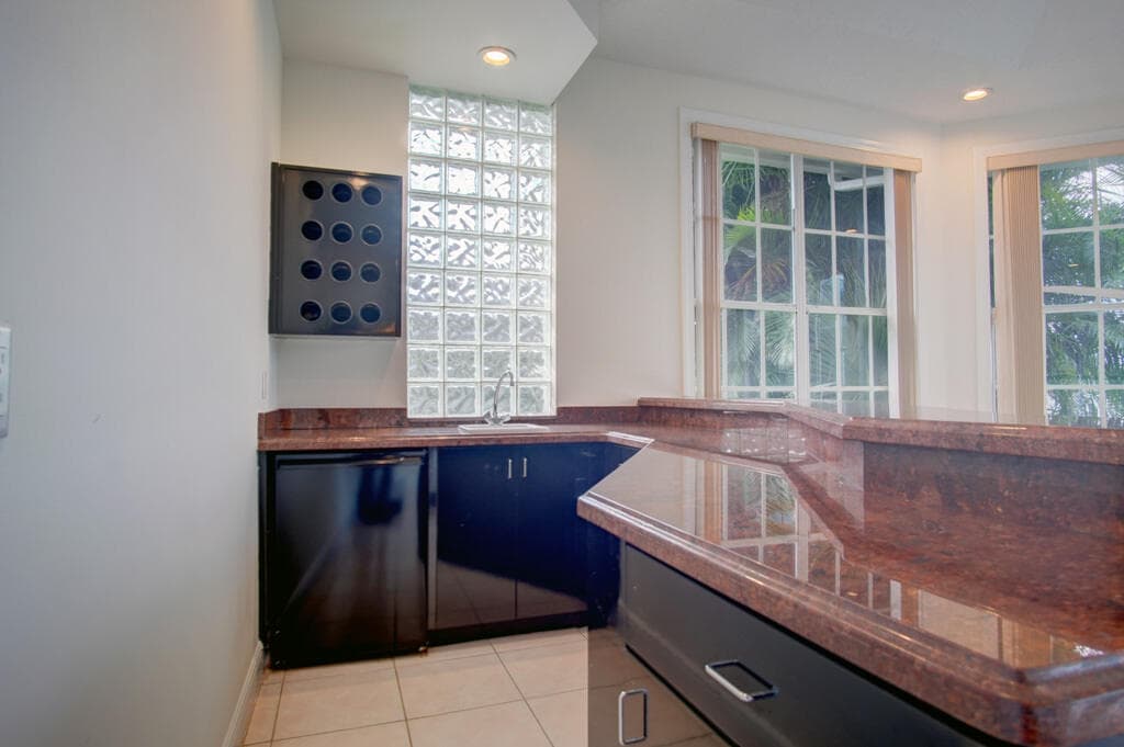 1823 SW 17th Street, Boca Raton, FL 33486 — photo 31 of 67