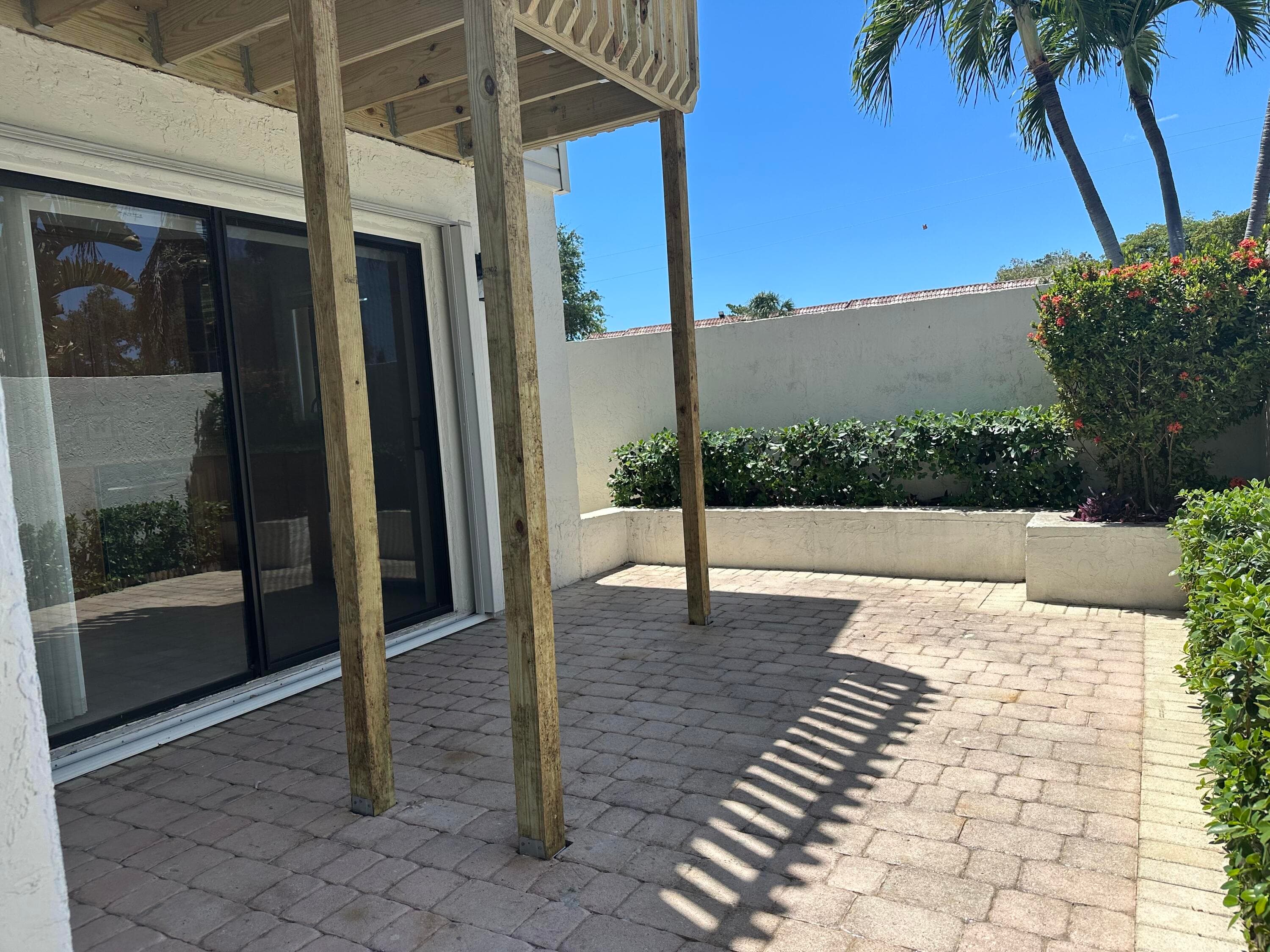 3021 Florida Boulevard, Delray Beach, FL 33483 — photo 38 of 41