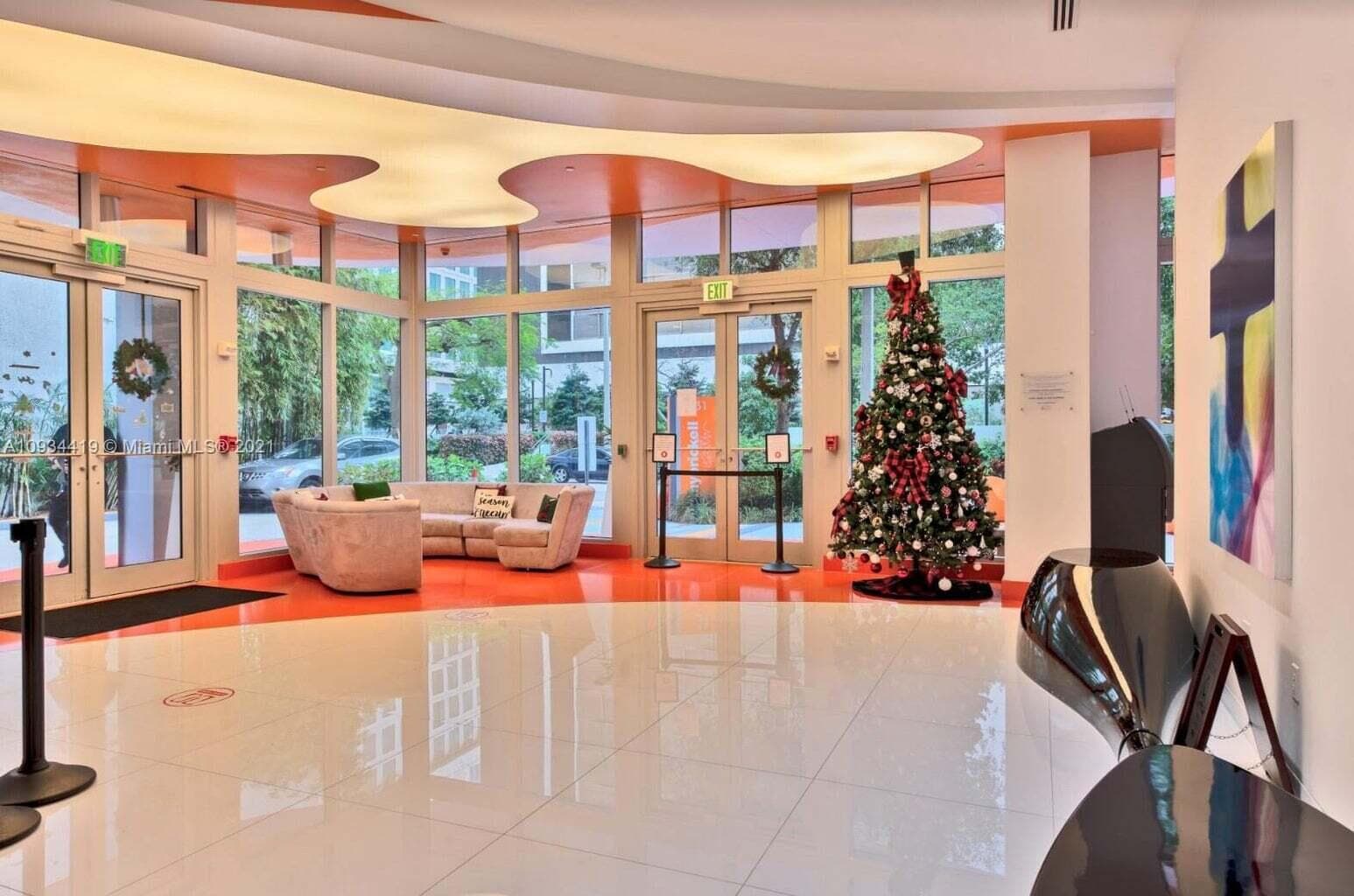 31 SE 6th Street 602, Miami, FL 33131 — photo 33 of 39