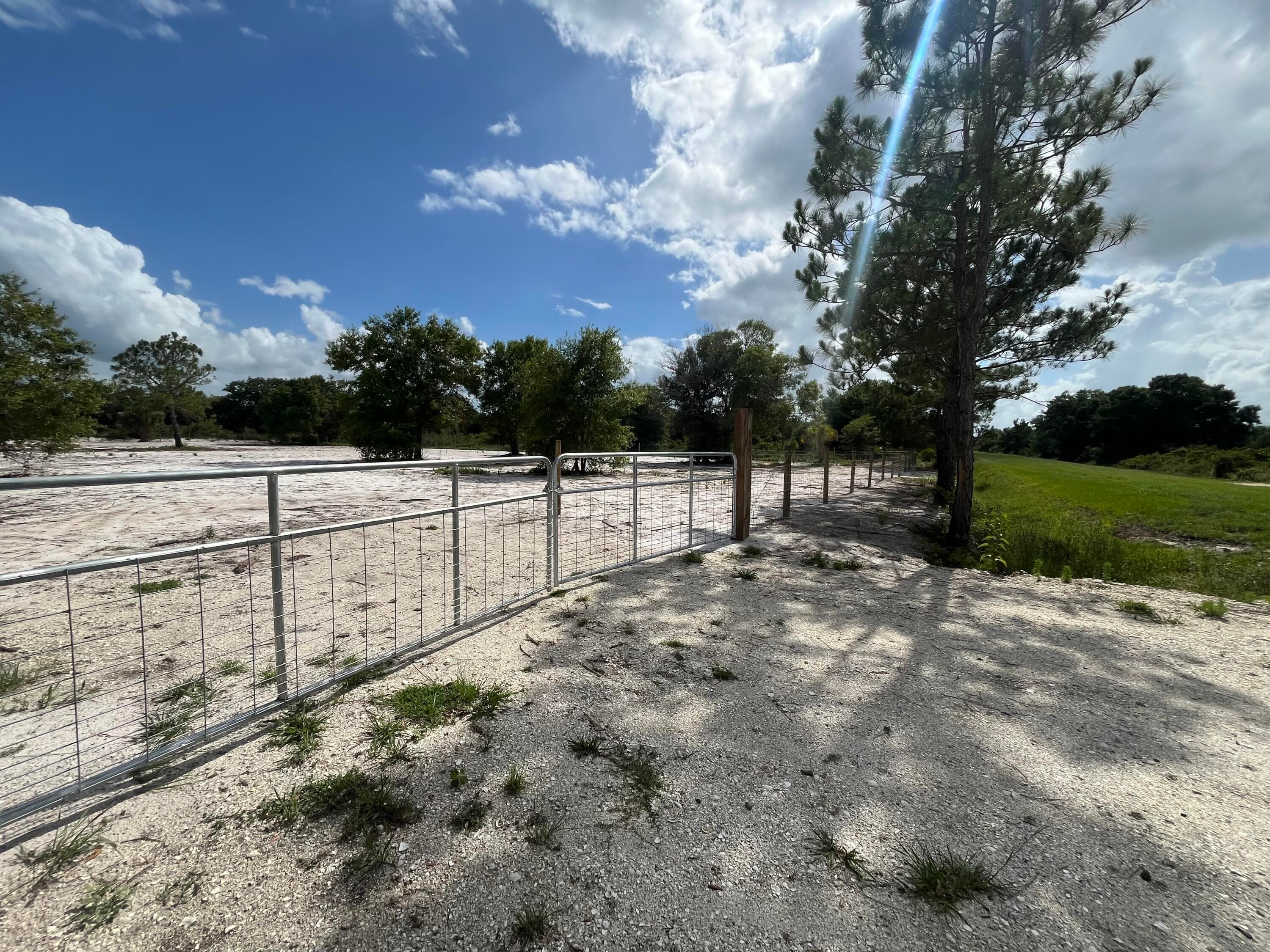 16916 NW 262nd Street, Okeechobee, FL 34972 — photo 7 of 8