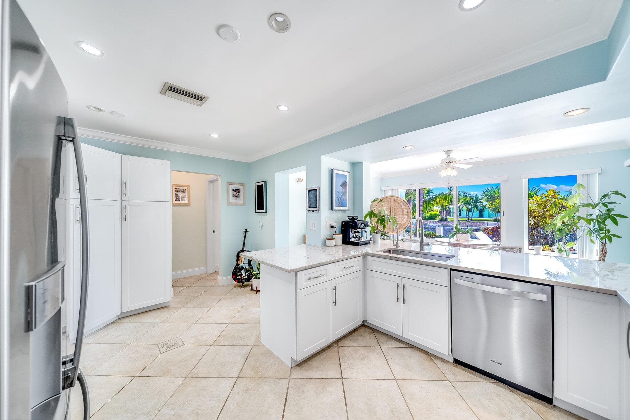 4010 NE 25th Avenue, Lighthouse Point, FL 33064 — photo 24 of 57