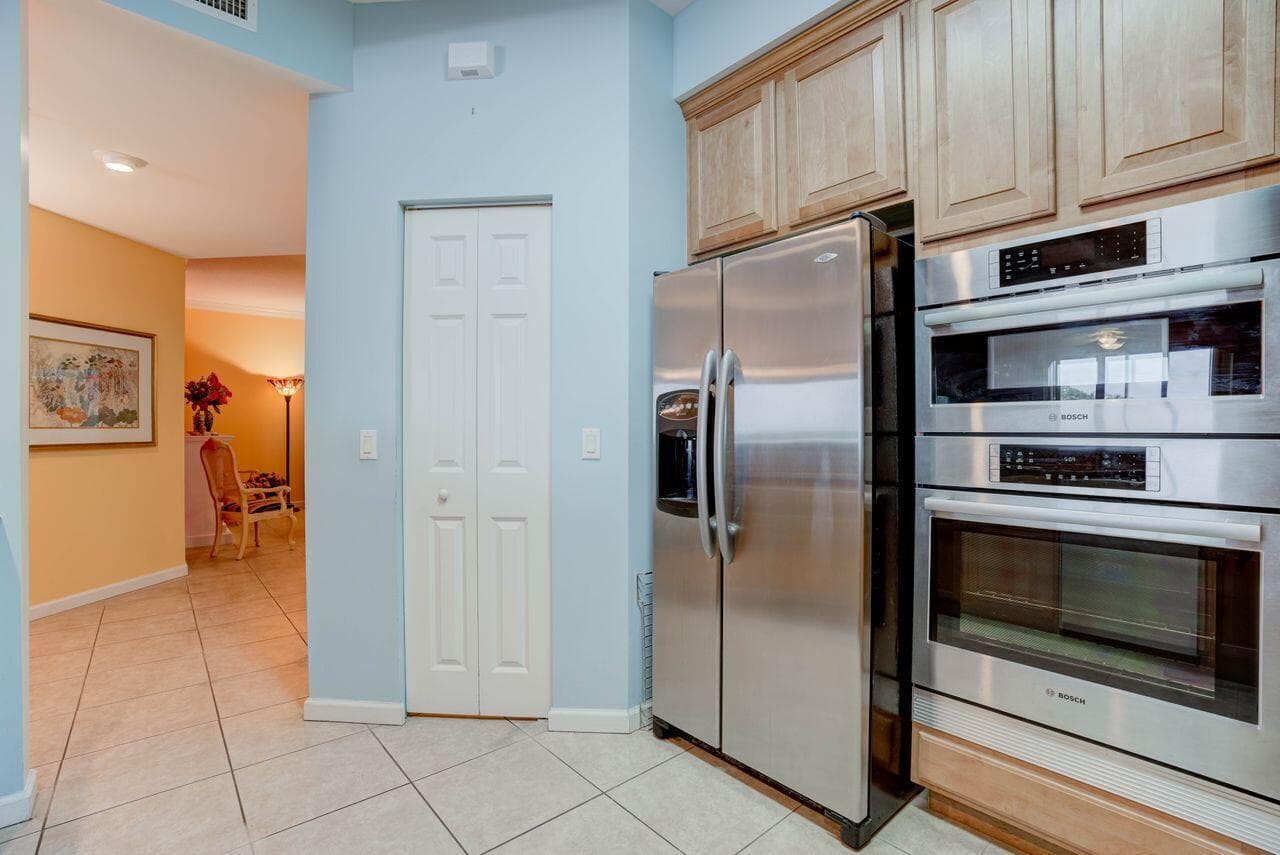 1160 SW Chapman Way 202, Palm City, FL 34990 — photo 8 of 30