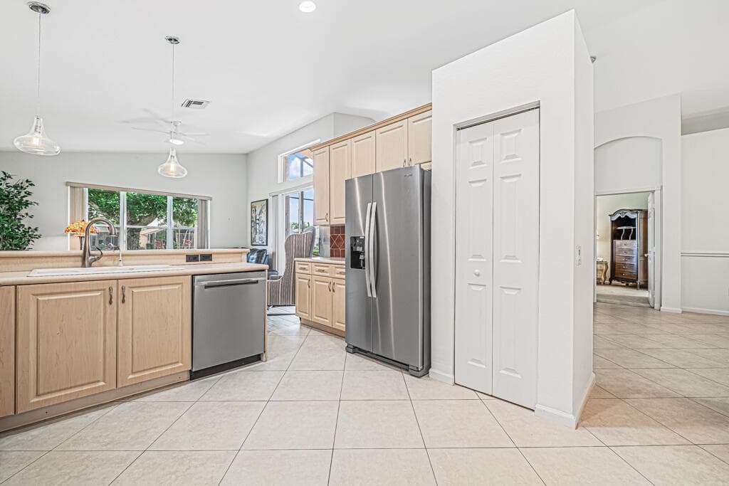 8200 Playa Del Sur Boulevard, Lake Worth, FL 33467 — photo 59 of 69