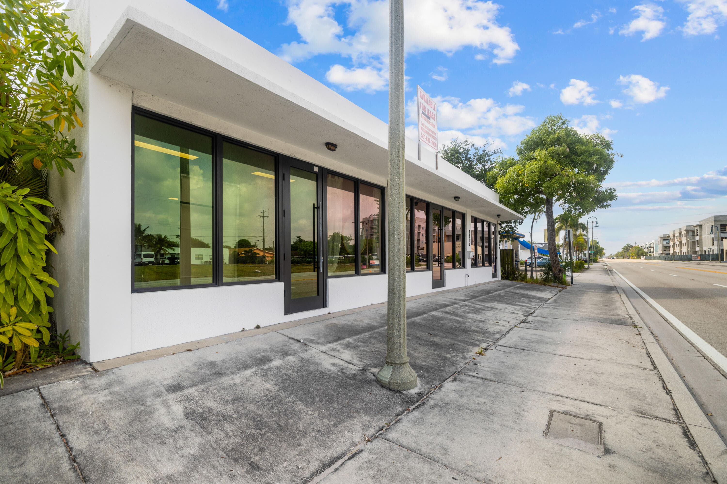 1808/1810 N Dixie Highway, Lake Worth Beach, FL 33460 — photo 2 of 12