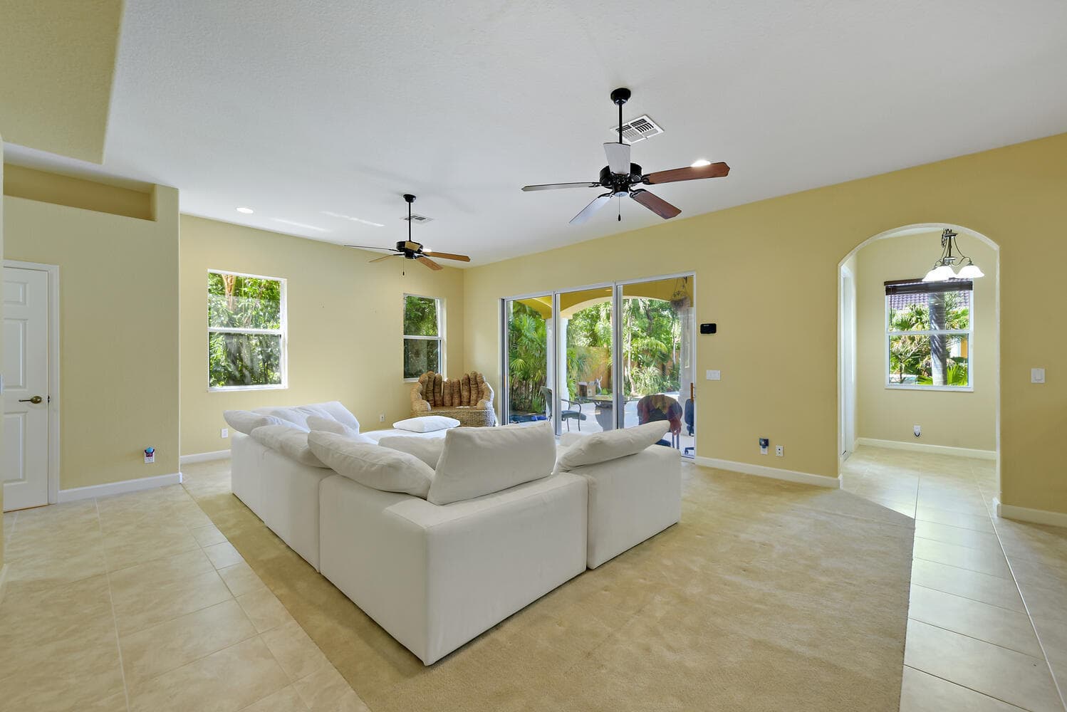 8053 S Indian River Drive, Fort Pierce, FL 34982 — photo 16 of 67