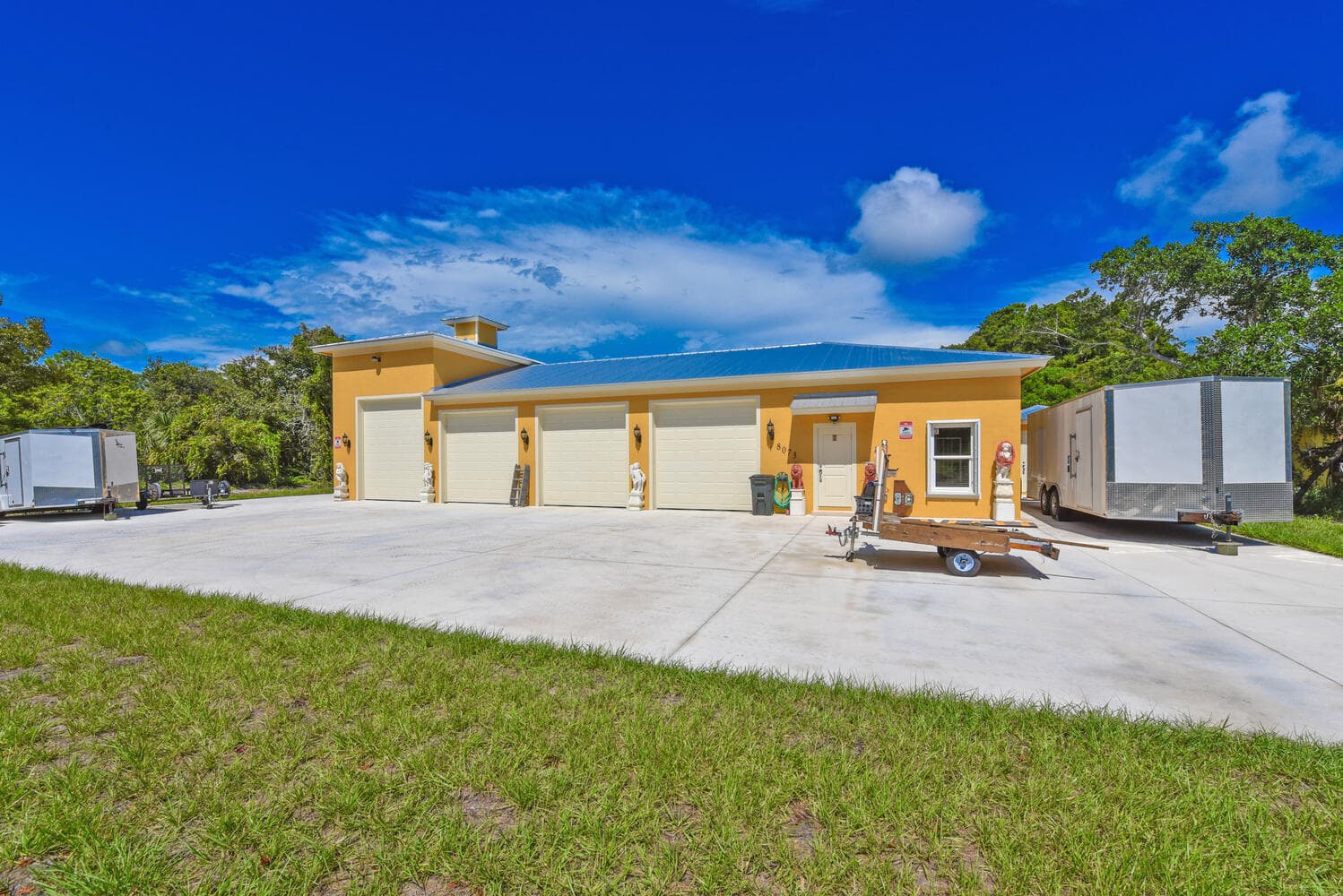 8073 S Indian River Drive, Fort Pierce, FL 34982 — photo 7 of 65