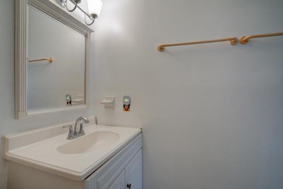 2111 NE 1st Court 203, Boynton Beach, FL 33435 — photo 14 of 22