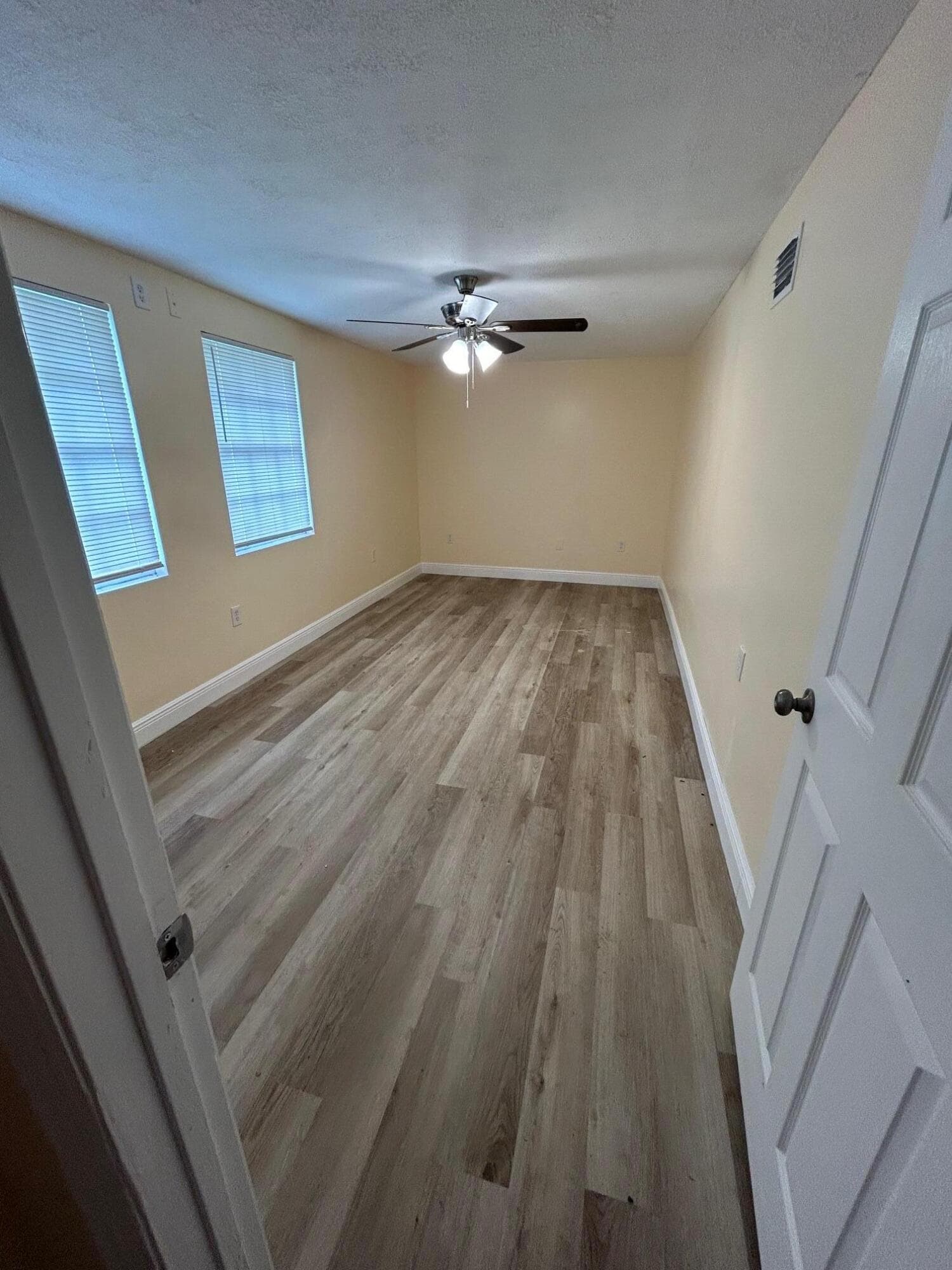 5840 Banana Road, West Palm Beach, FL 33413 — photo 11 of 14