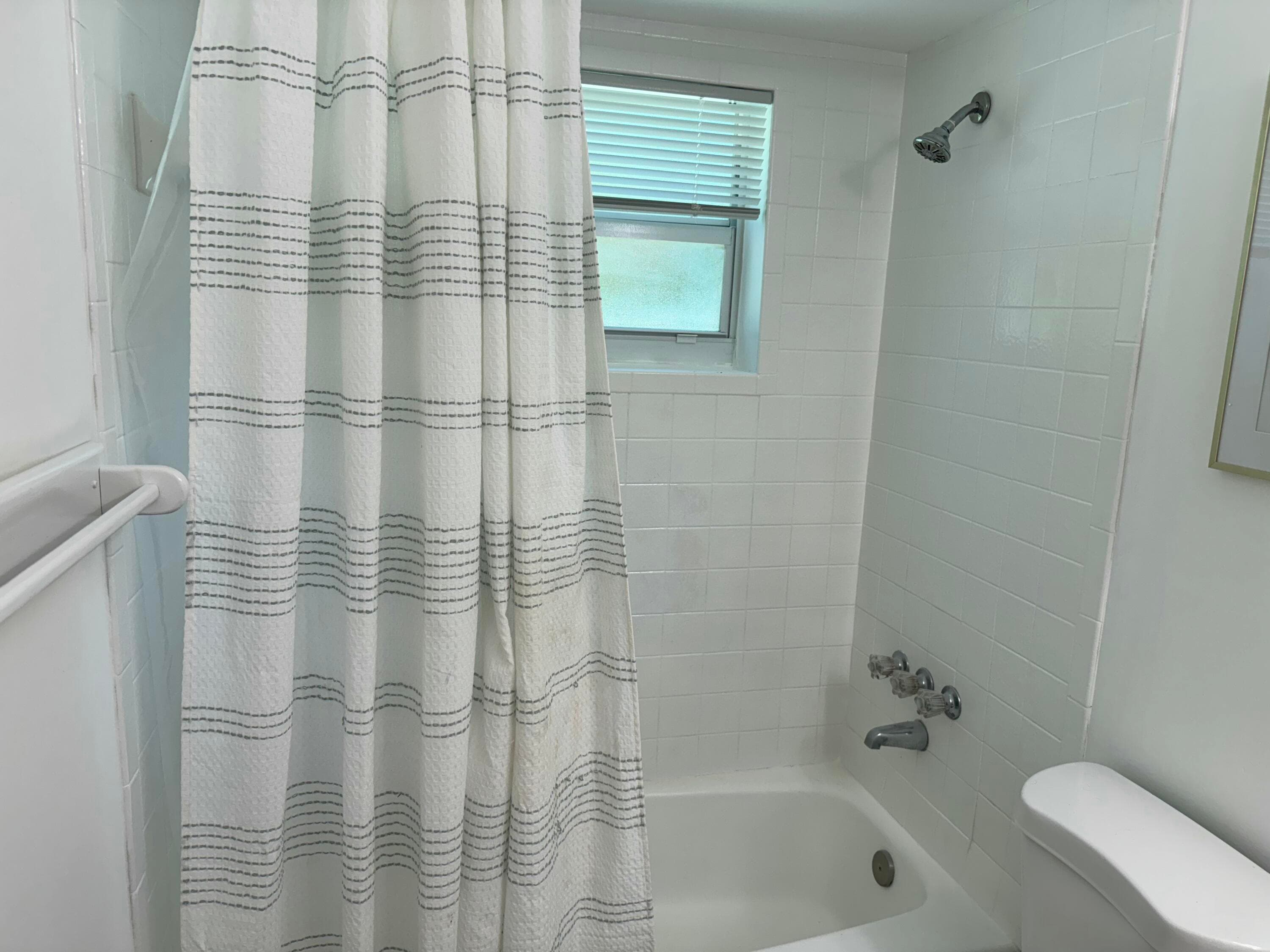 4600 NE 4th Avenue, Boca Raton, FL 33431 — photo 20 of 36