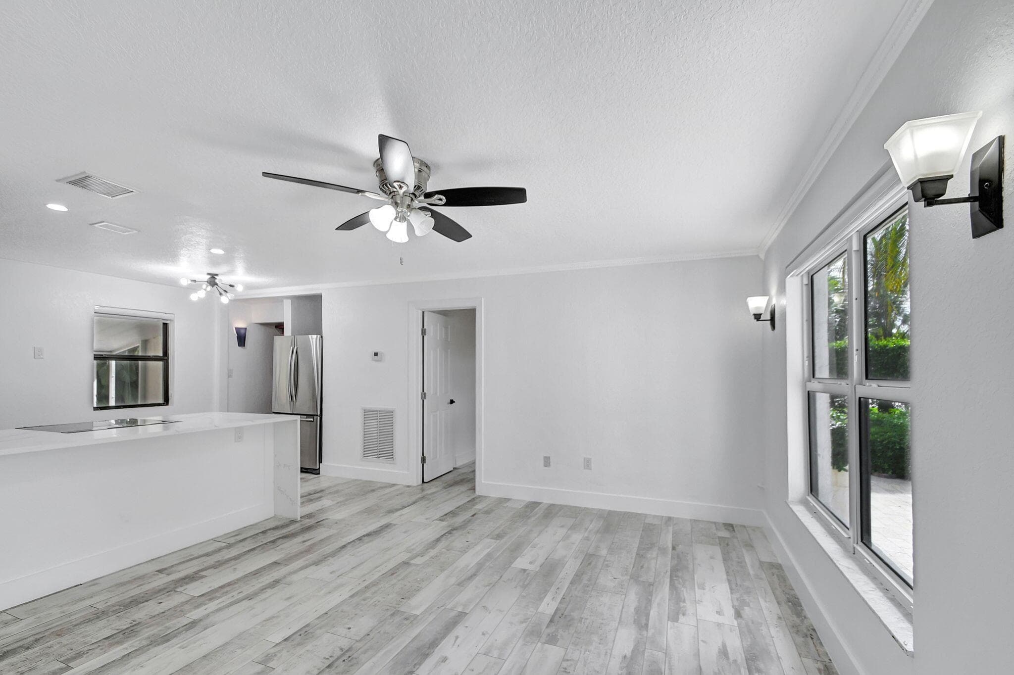 2478 Kentucky Street, West Palm Beach, FL 33406 — photo 5 of 65