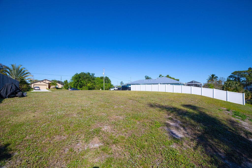 178 NE Dominican Terrace, Port St. Lucie, FL 34983 — photo 14 of 32