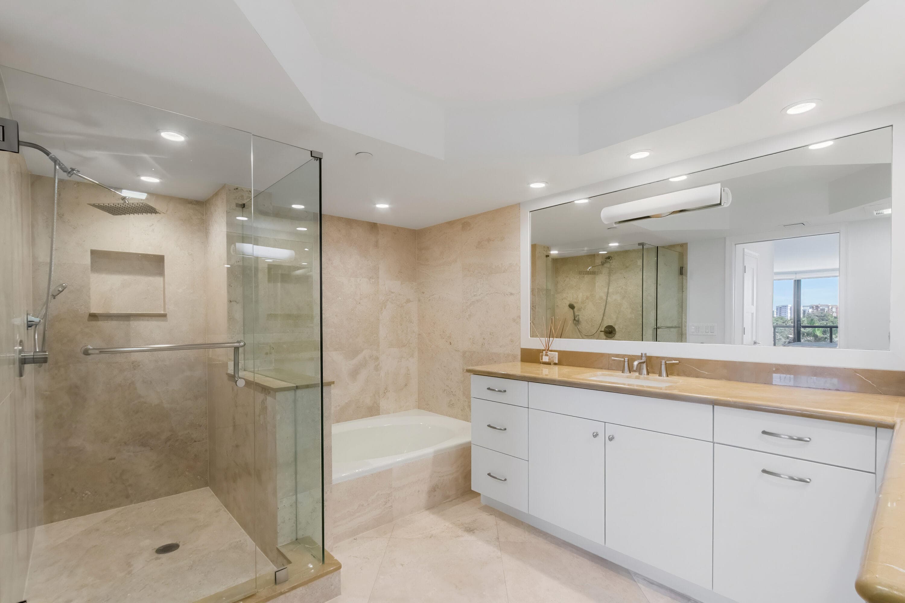 250 S Ocean 4e Boulevard 4-e, Boca Raton, FL 33432 — photo 19 of 63