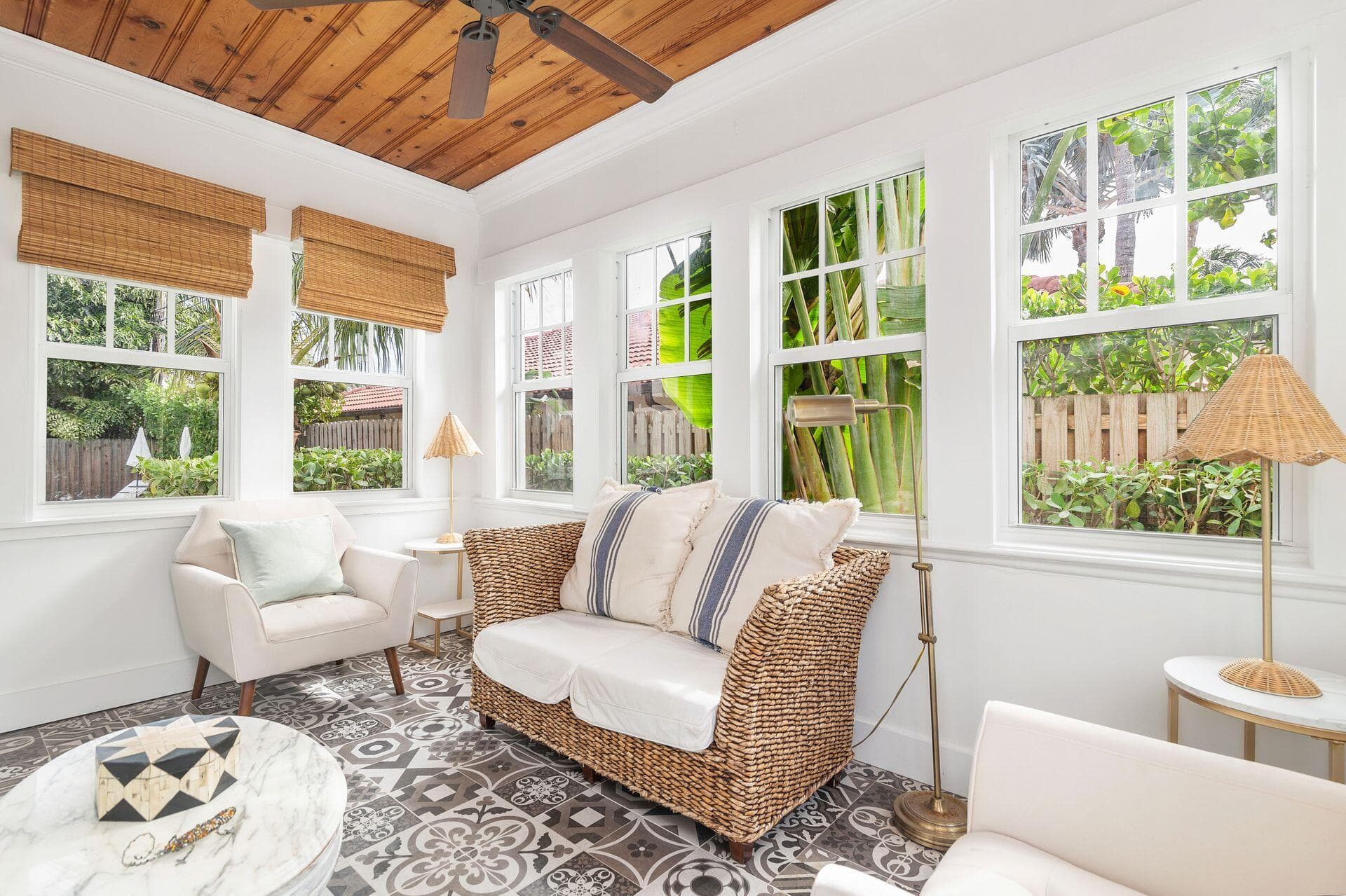 3504 S Olive Avenue, West Palm Beach, FL 33405 — photo 9 of 28