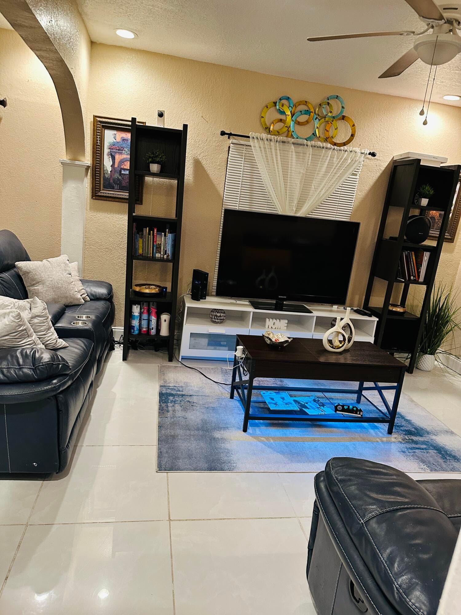 833 Briggs Street Street, West Palm Beach, FL 33405 — photo 4 of 71