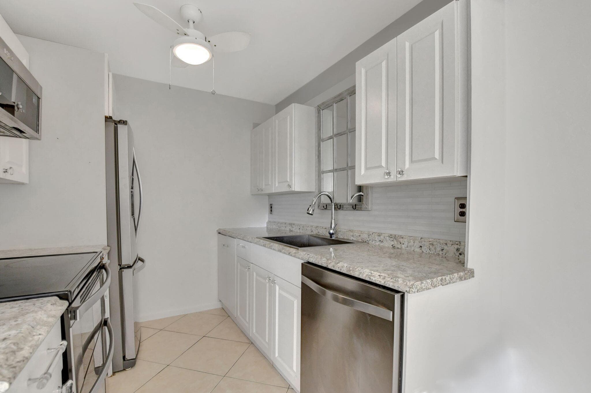 4064 Newport Q 4064, Deerfield Beach, FL 33442 — photo 6 of 31