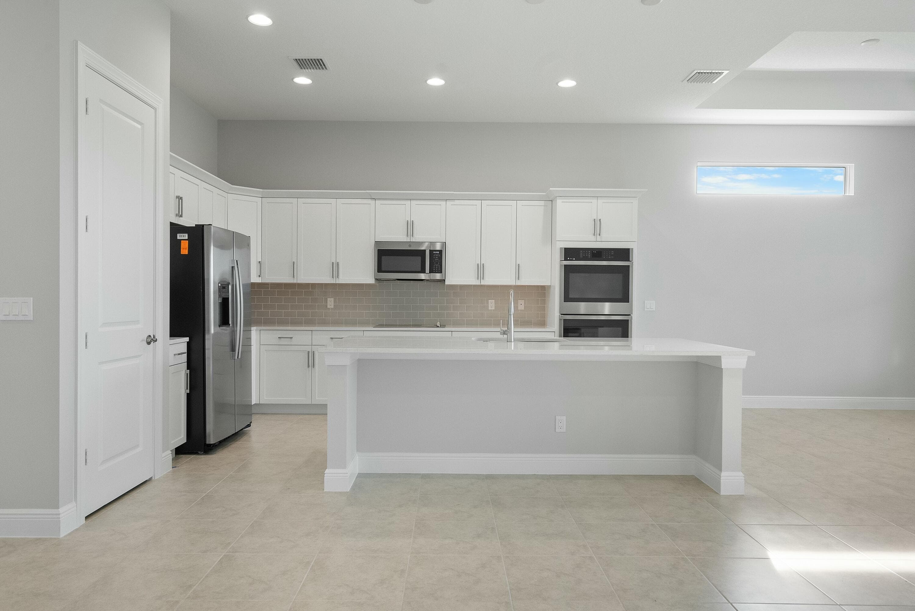 12398 SW Sunrise Lake Terrace, Port St. Lucie, FL 34987 — photo 3 of 27