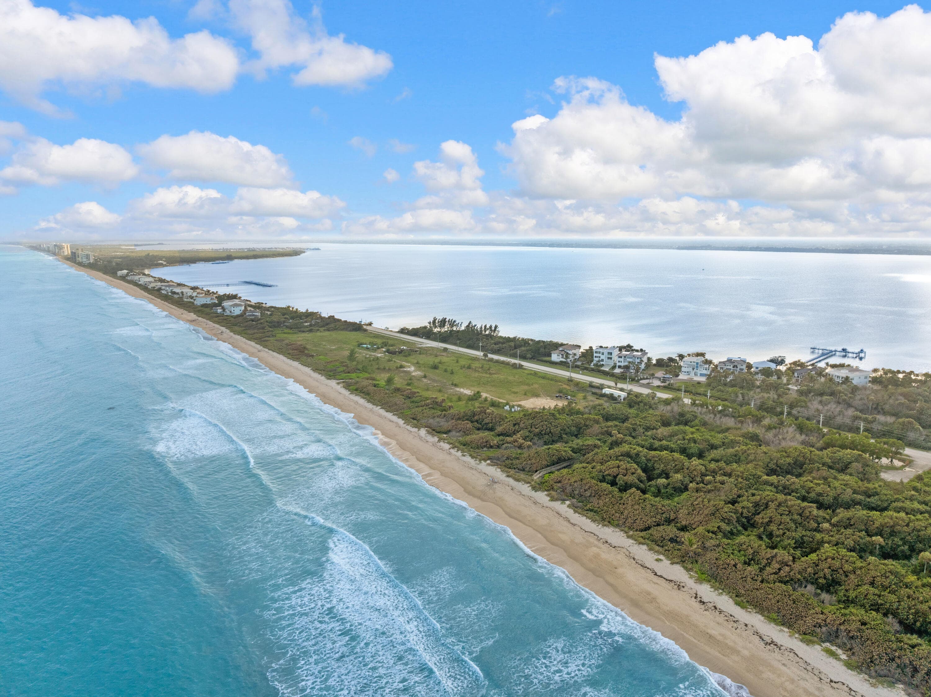 7671 Pelican Pointe Drive, Jensen Beach, FL 34957 — photo 11 of 15