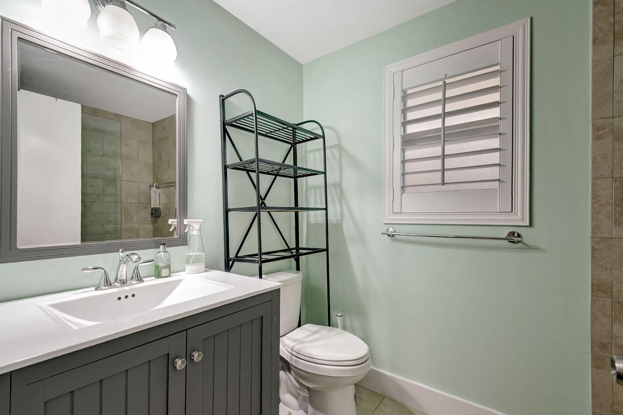 100 Venetian Drive 3, Delray Beach, FL 33483 — photo 12 of 32