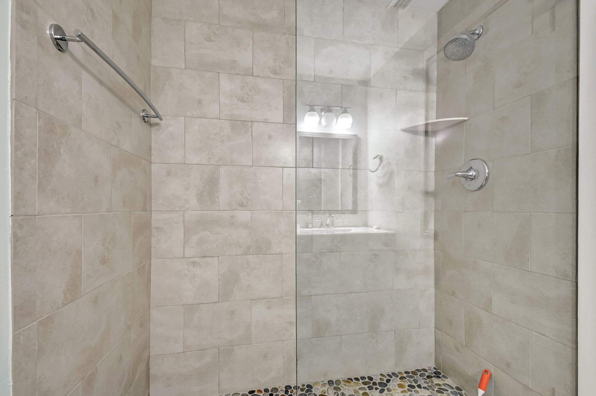 100 Venetian Drive 3, Delray Beach, FL 33483 — photo 13 of 32