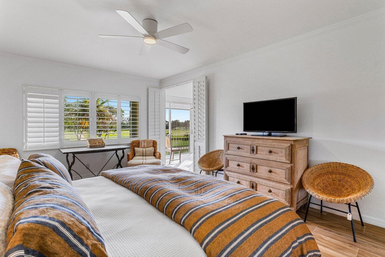200 Little Club Road 10, Gulf Stream, FL 33483 — photo 13 of 20