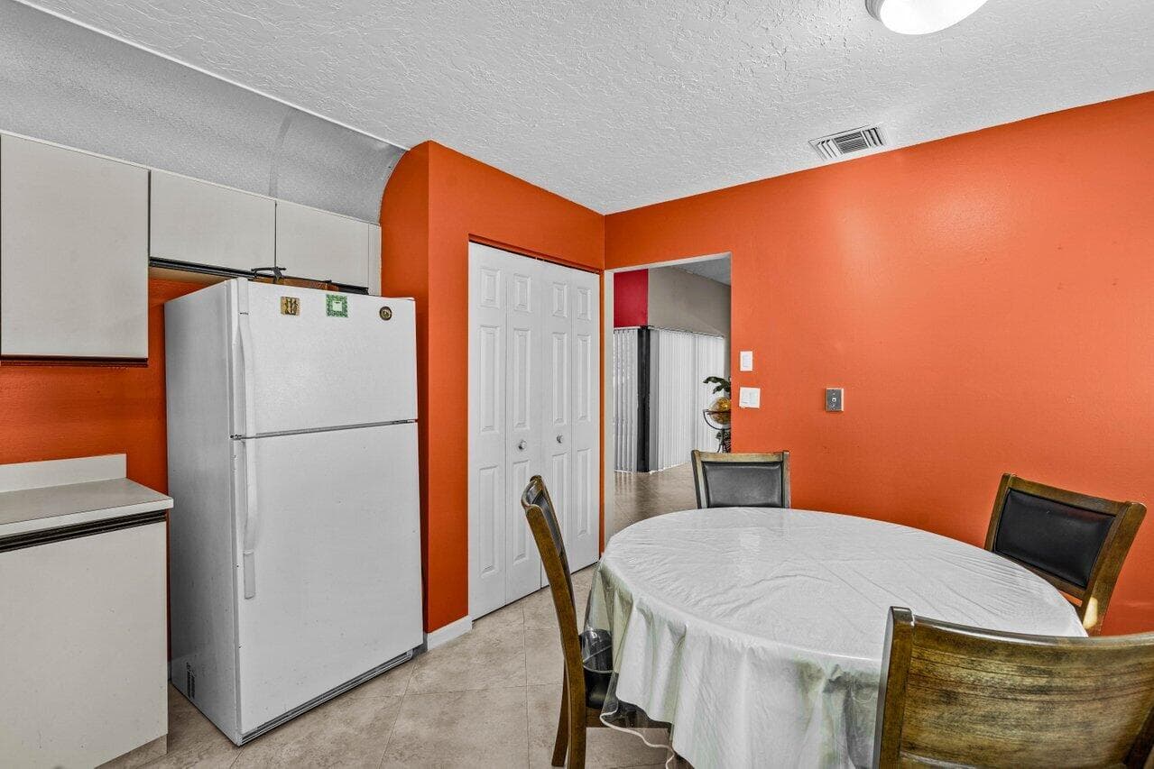 2195 NW 14th Street, Delray Beach, FL 33445 — photo 23 of 44