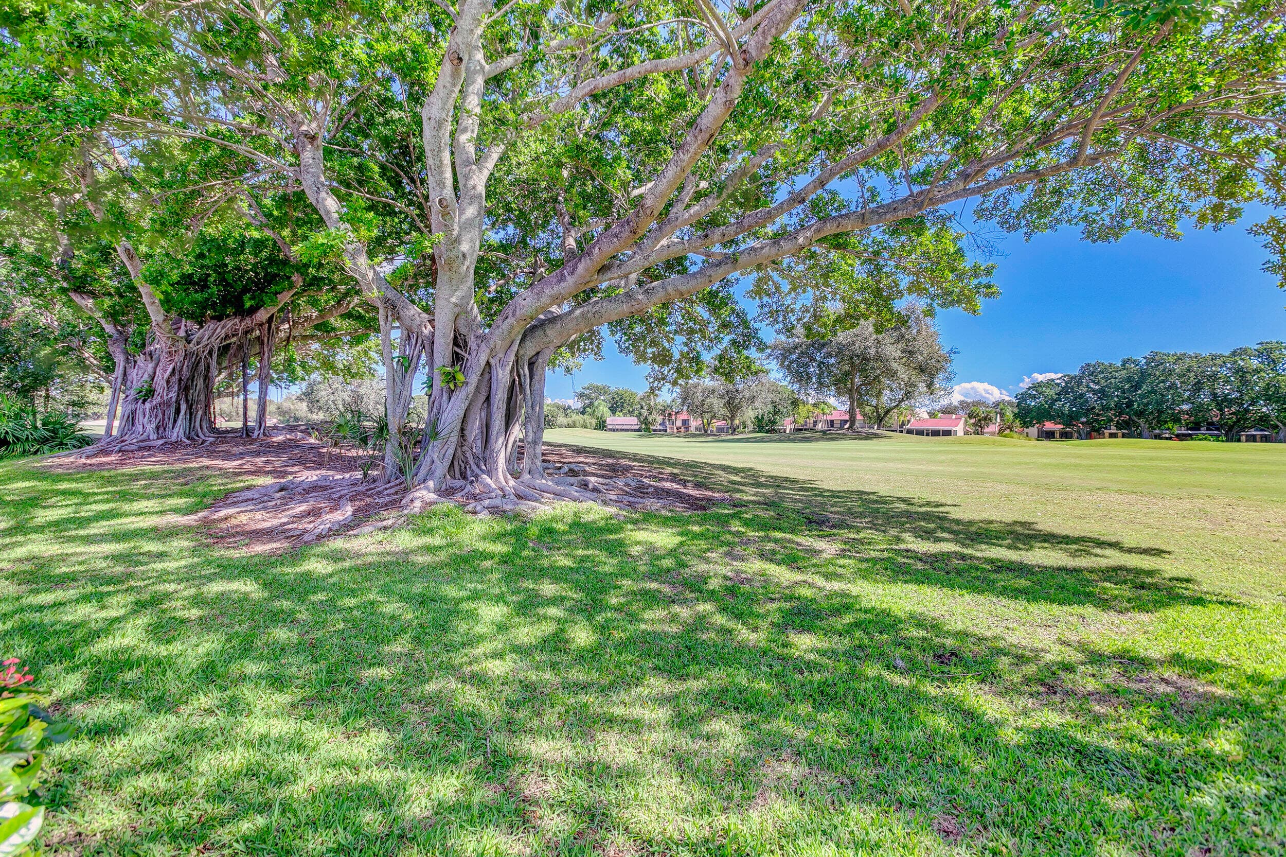 118 Monterey Pointe Drive, Palm Beach Gardens, FL 33418 — photo 76 of 116